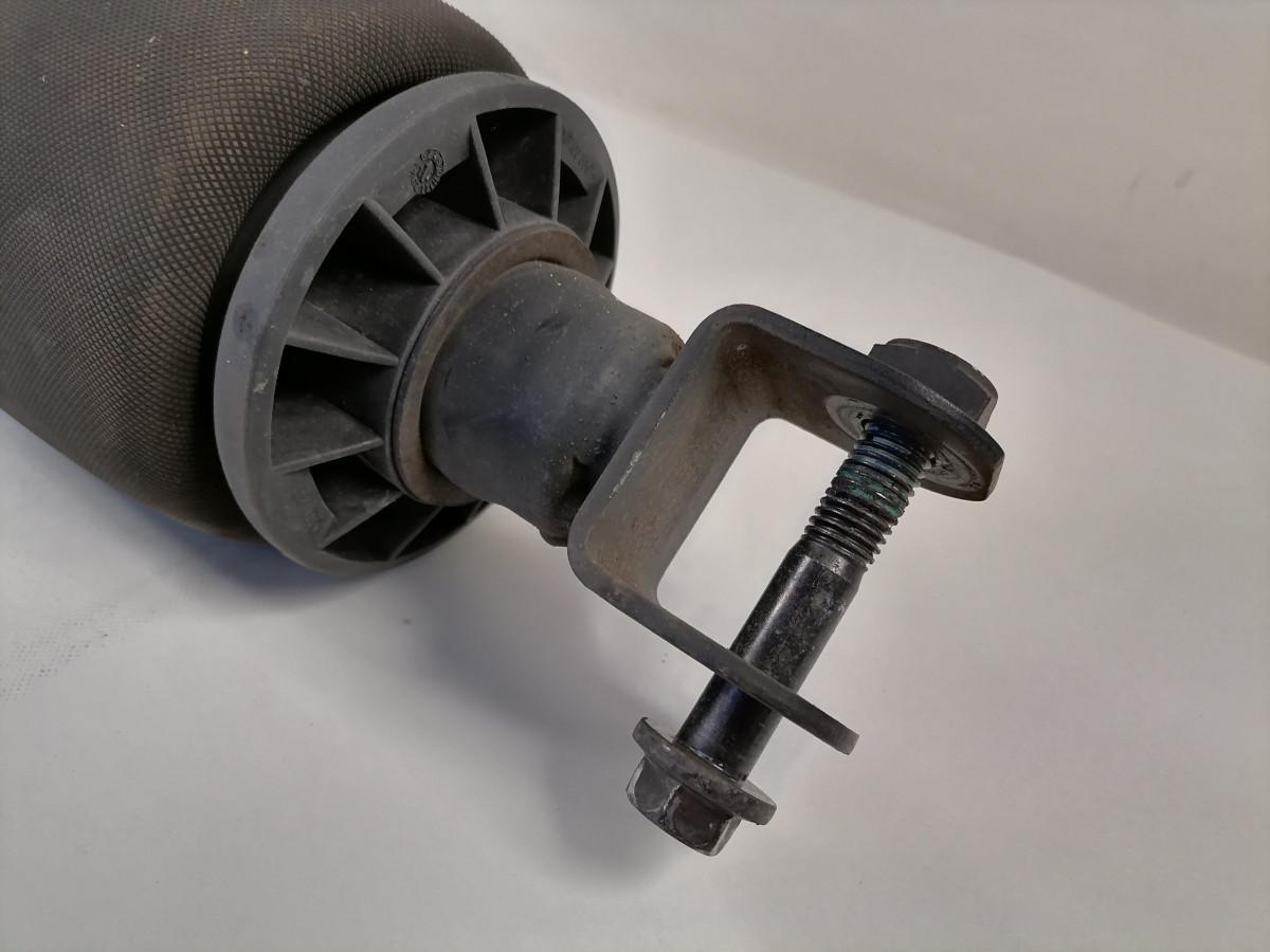 Kabiini õhkpadi amortisaatoriga