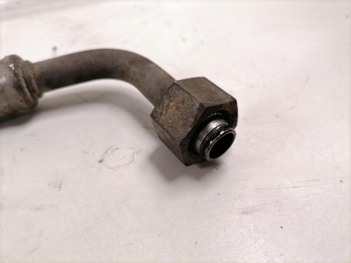 Käigukasti õlitoru