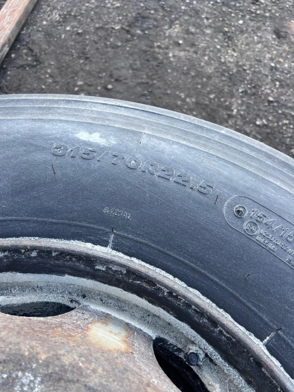 Rehvid + veljed 315/70R22.5