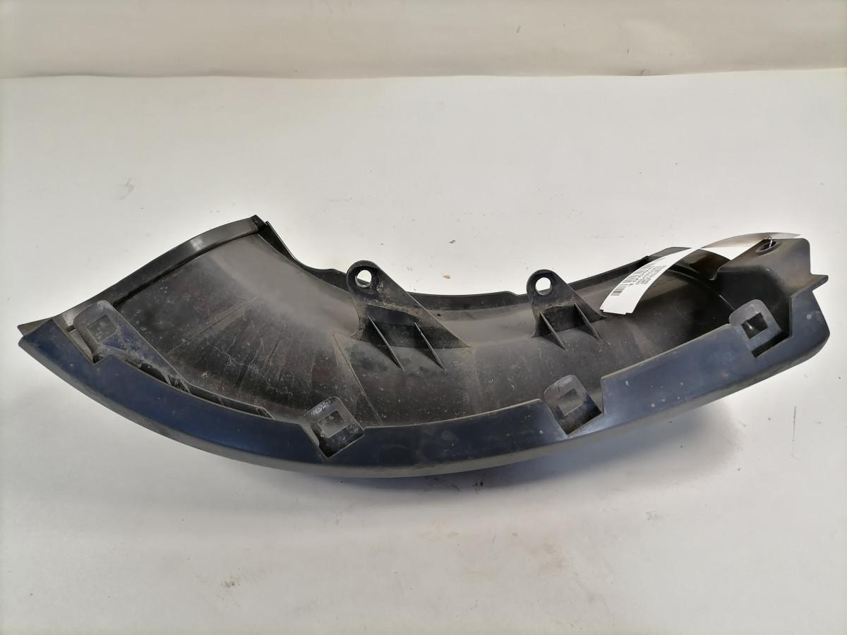 Scania esitule pealne plastik, vasak