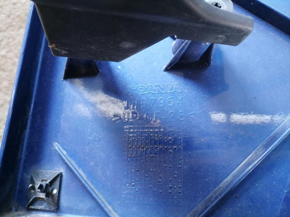 Scania kabiini tuulesuunaja, ülemine vasak