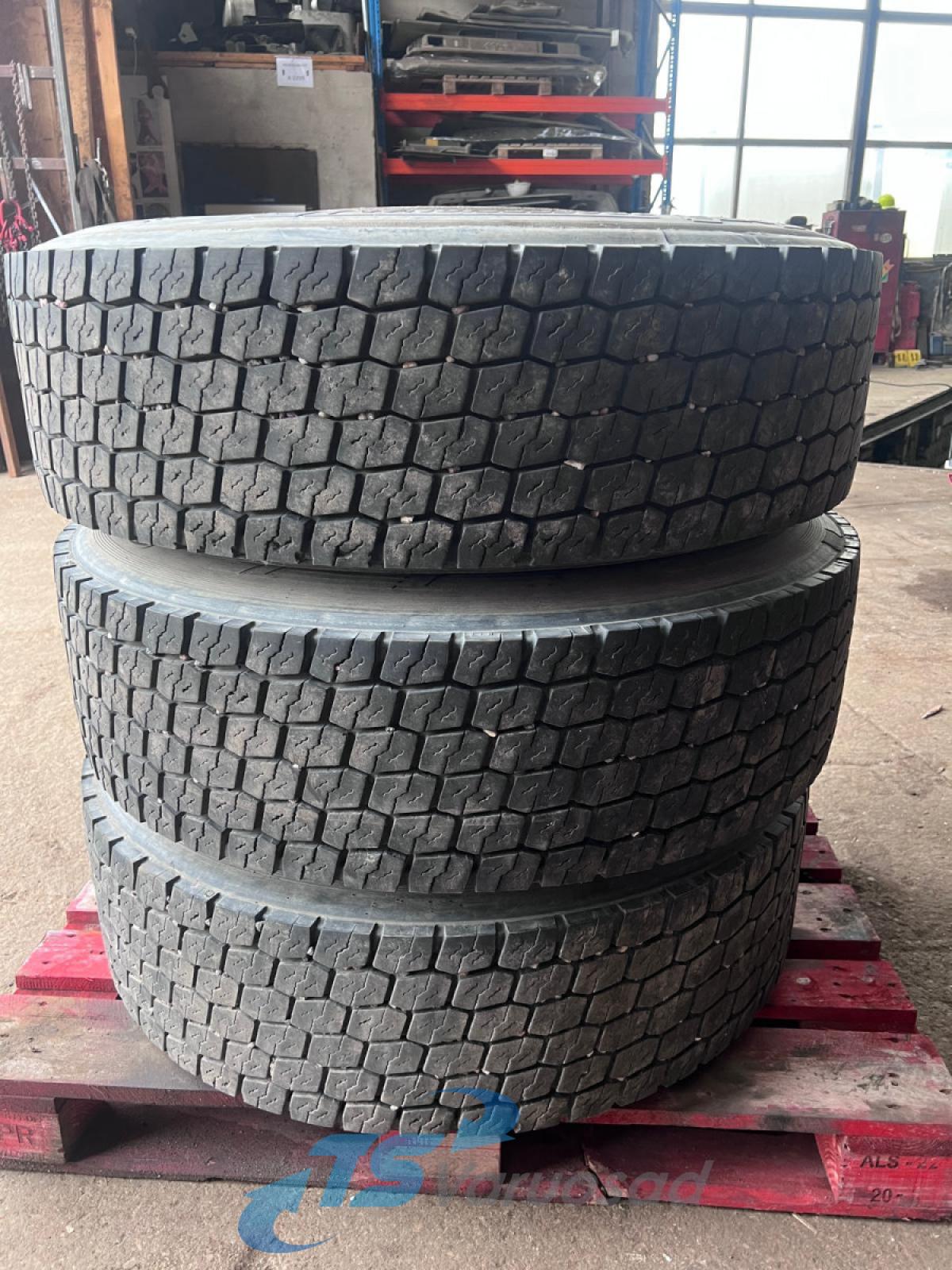 Rehvid + veljed 315/70R22.5
