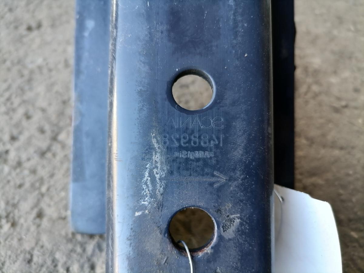 Kütusepaagi kandur, Scania