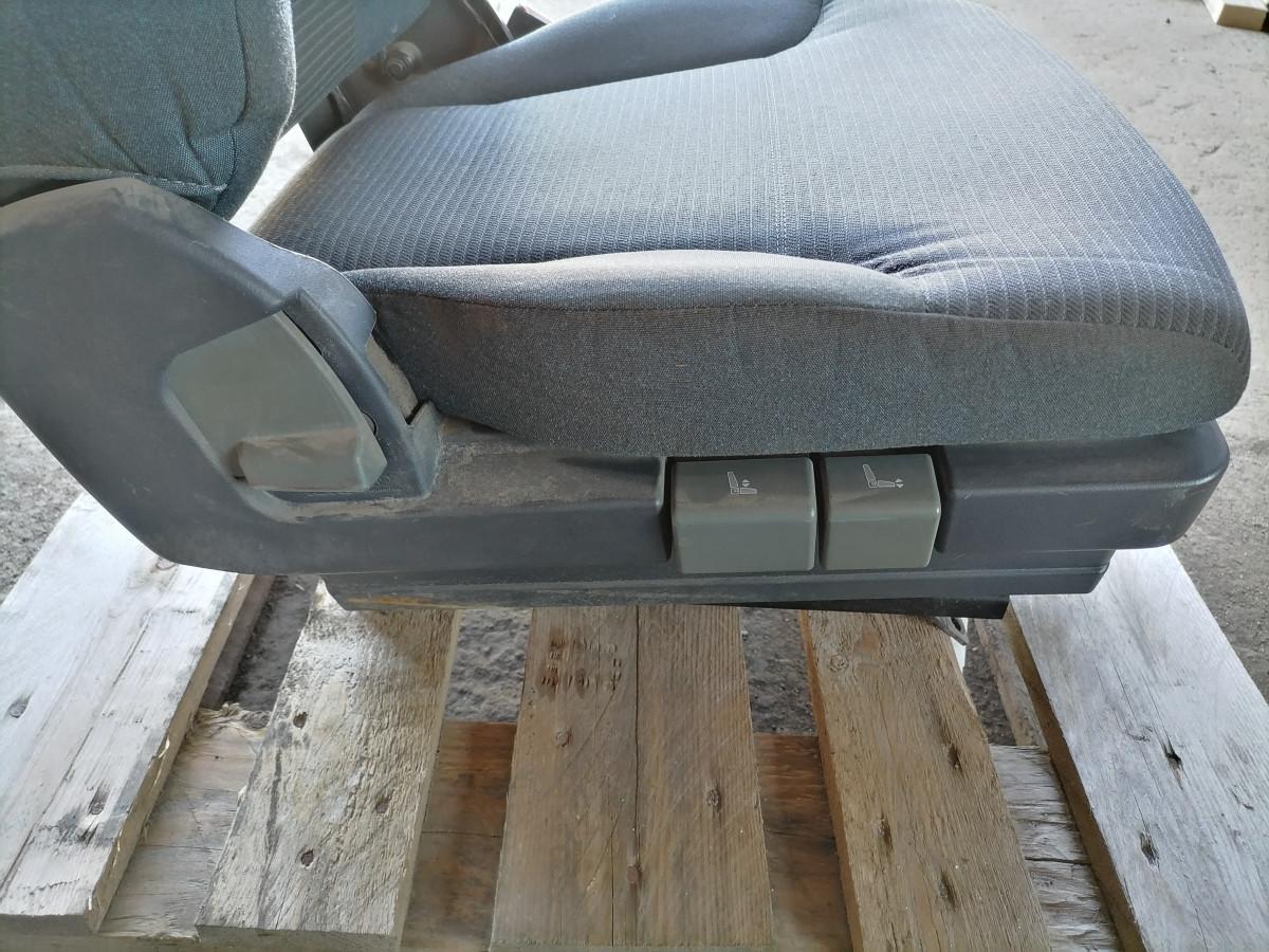 Volvo kaasreisija iste