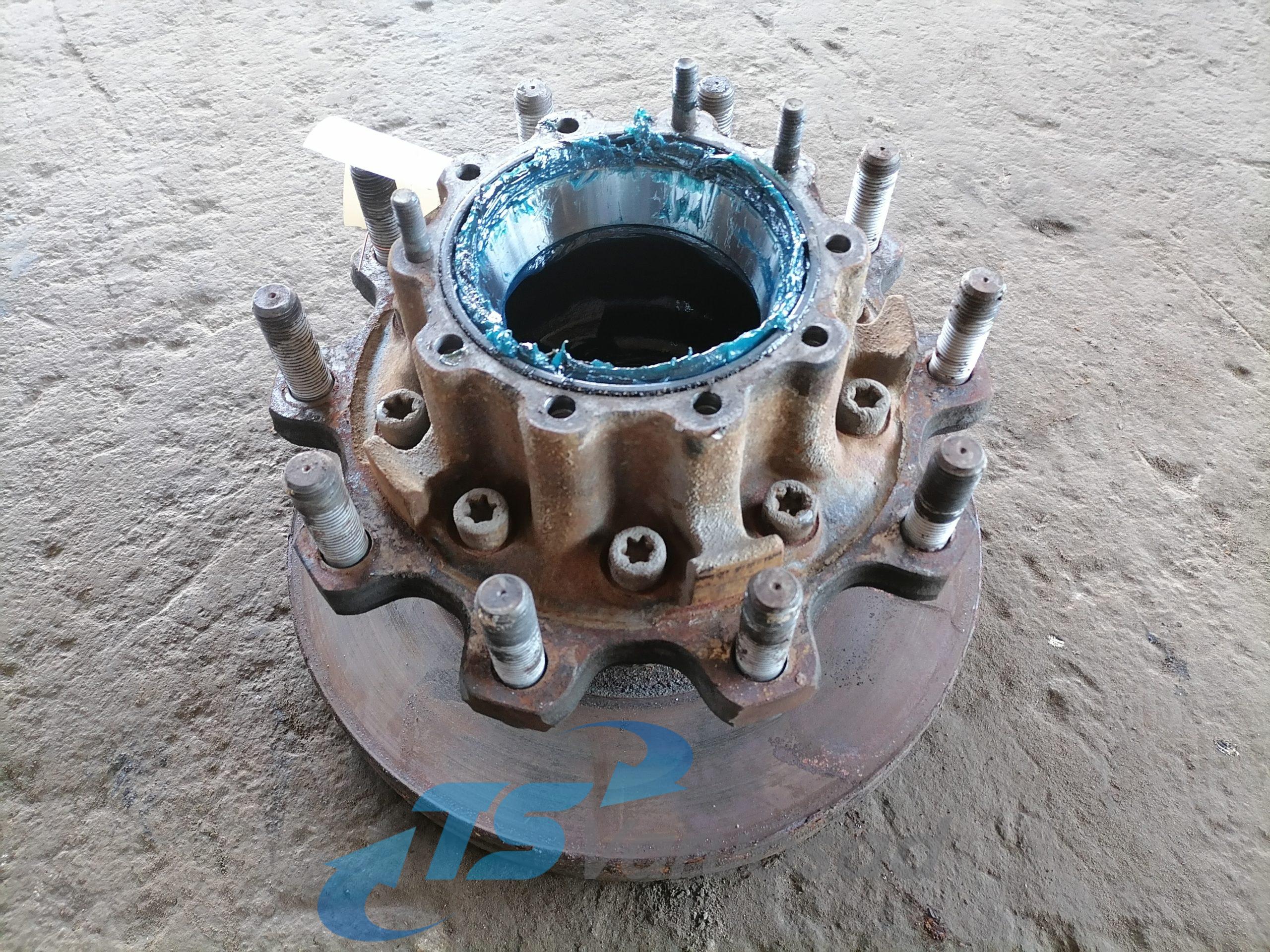 Scania veosilla rattarumm, ketaspidur