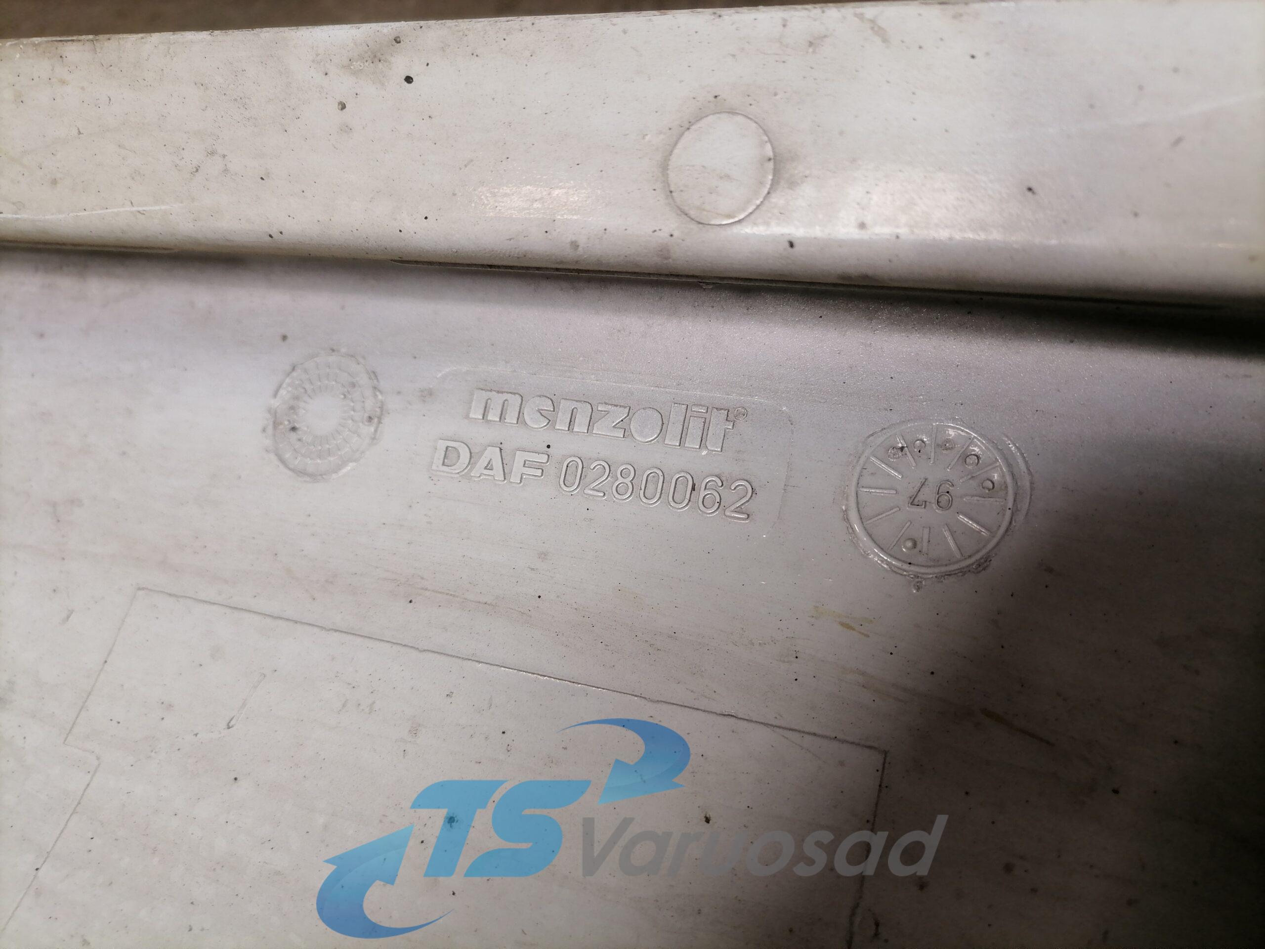 DAF kabiini nurgapõsk, vasak