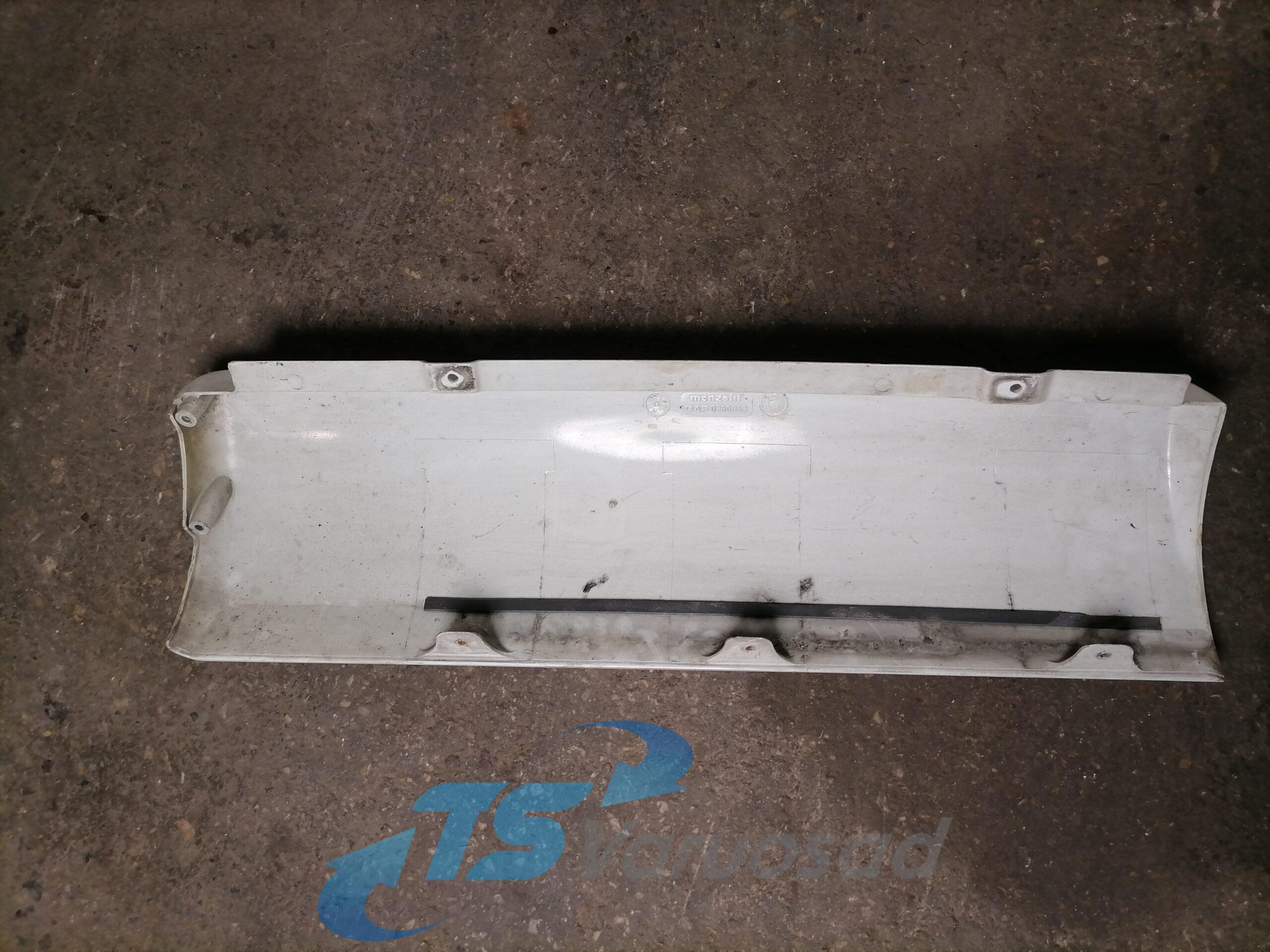 DAF kabiini nurgapõsk, parem