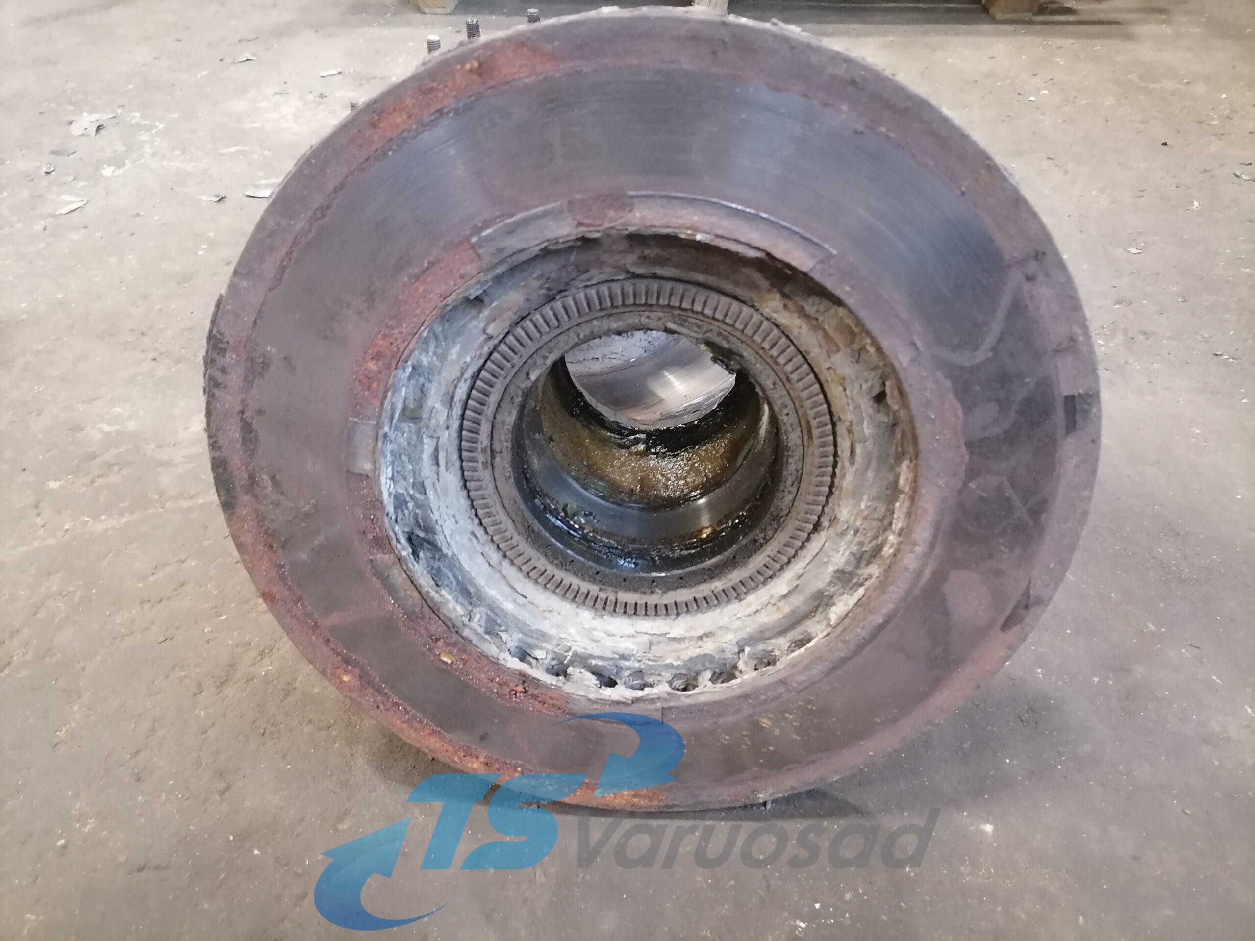 Scania veosilla rattarumm, ketaspidur