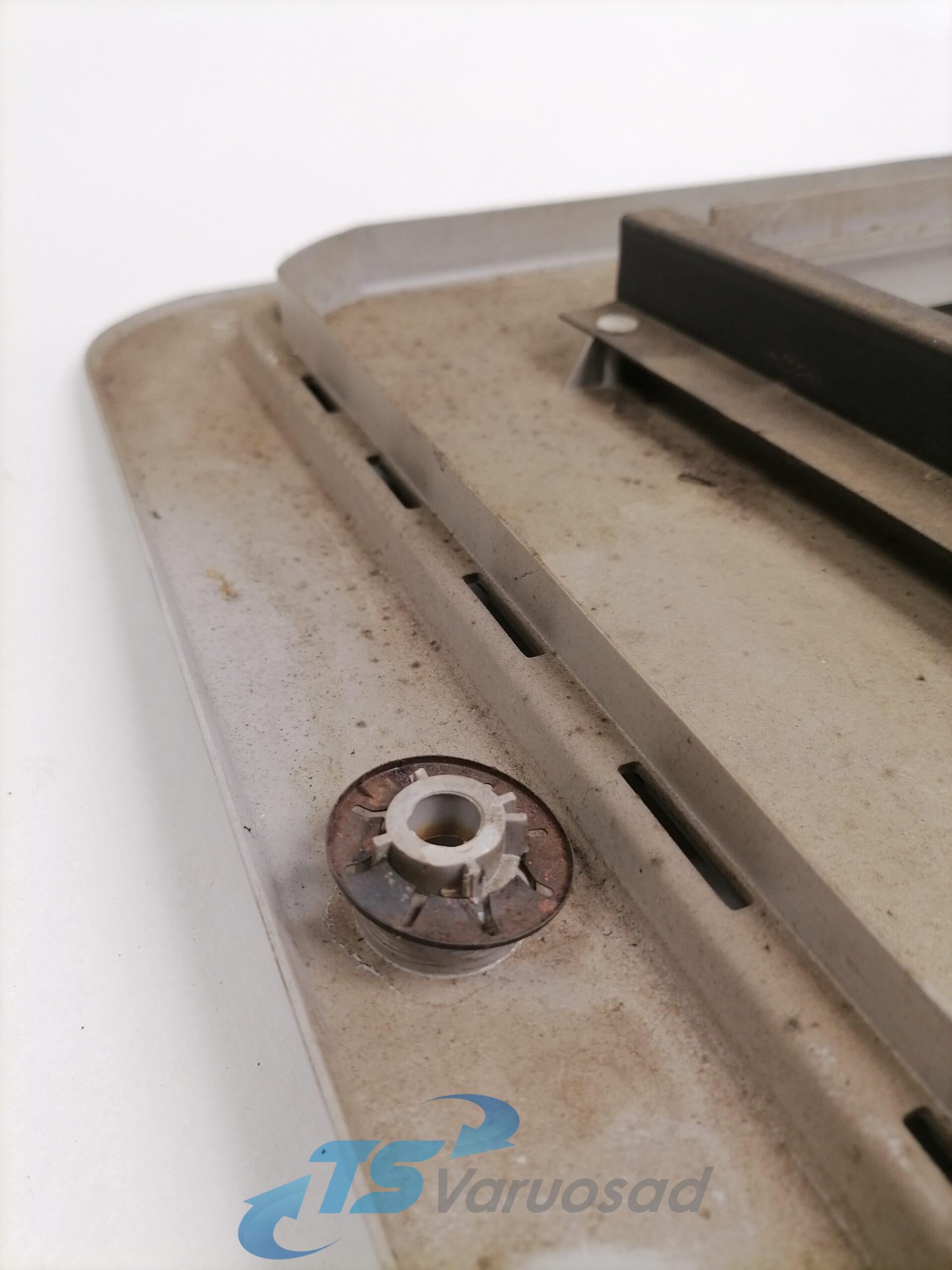 Volvo katuseluugi plastikkate / kaardin