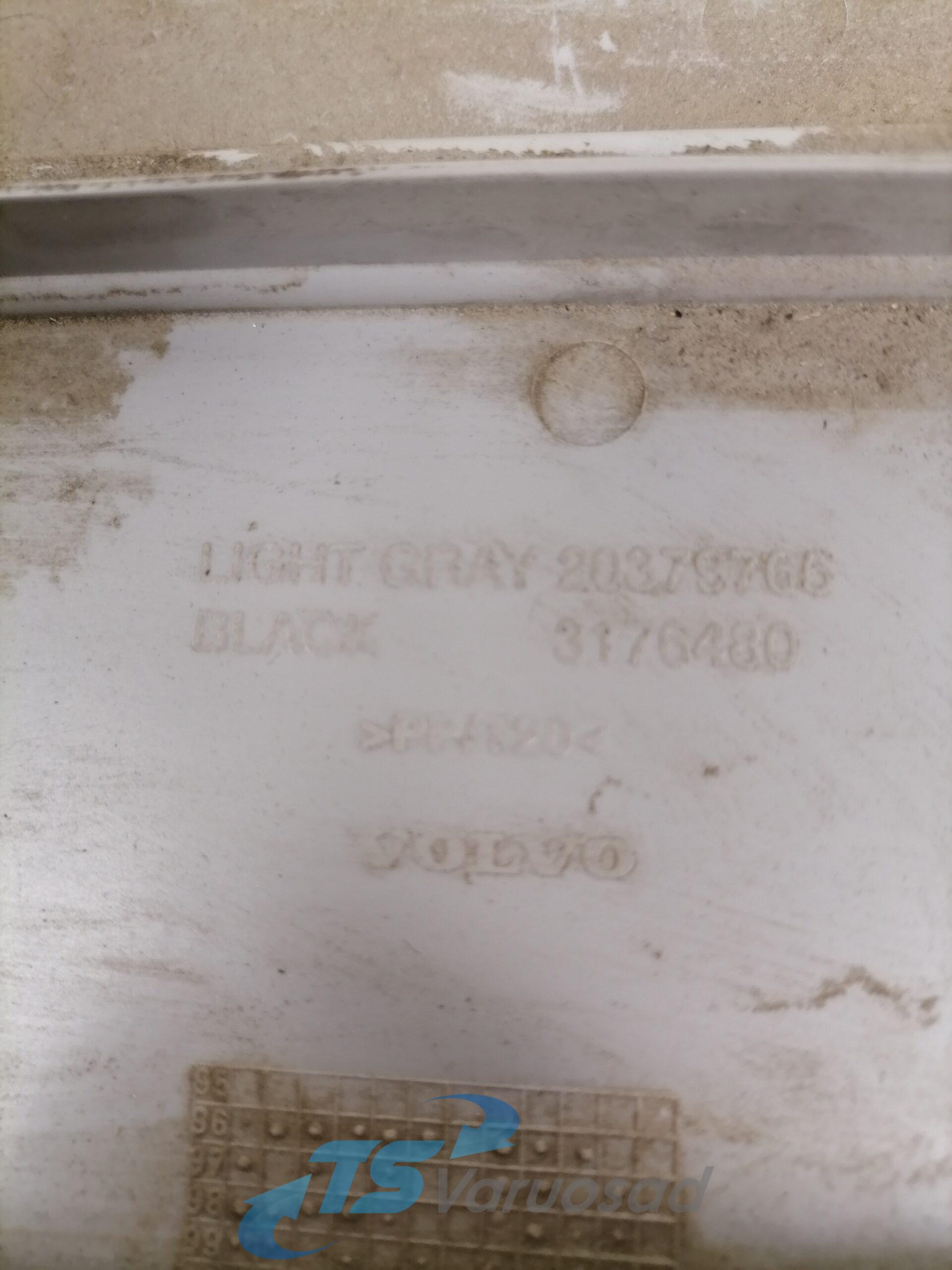 Volvo katuseluugi plastikkate / kaardin