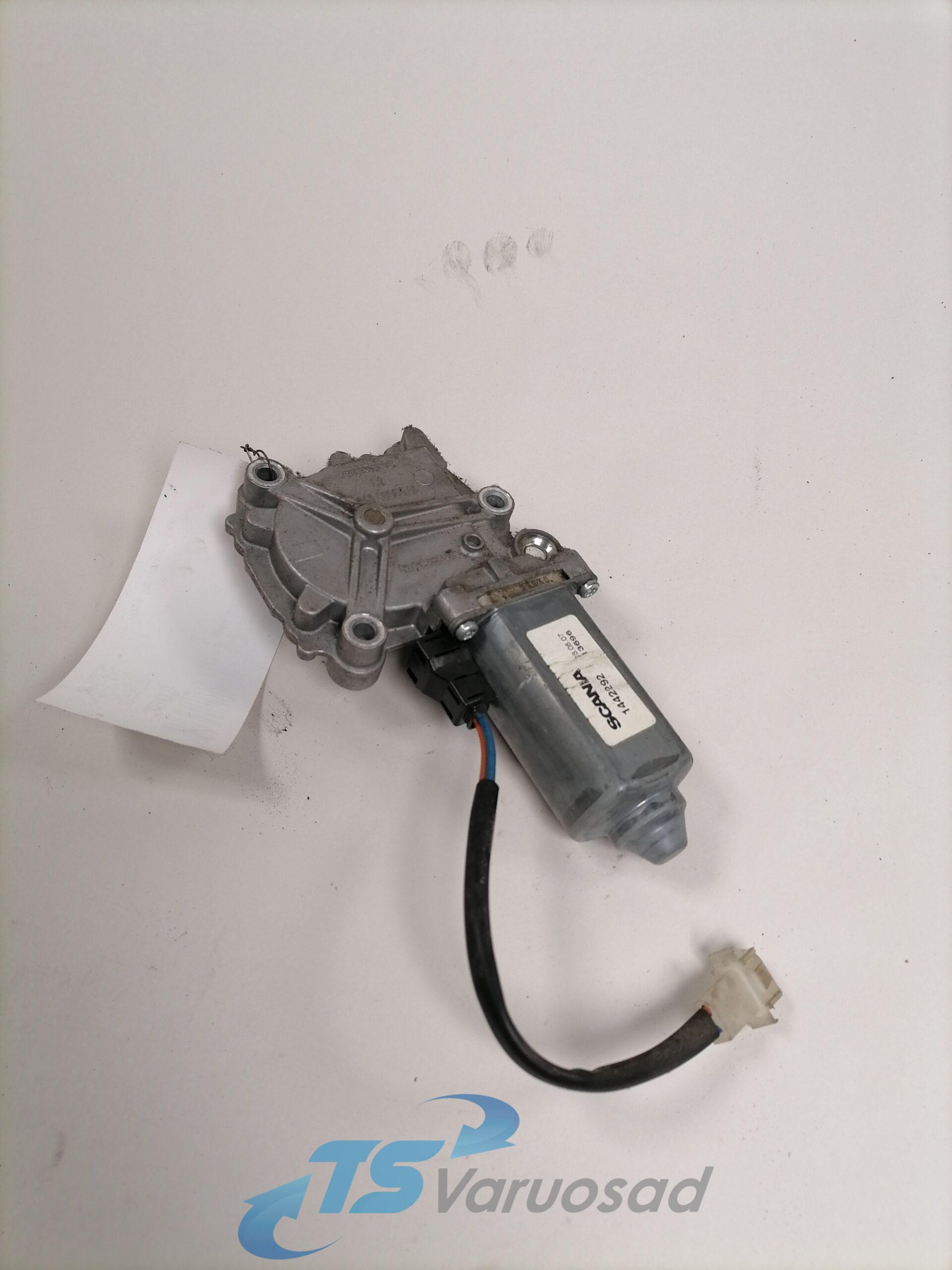 Küljeklaasi tõstuk