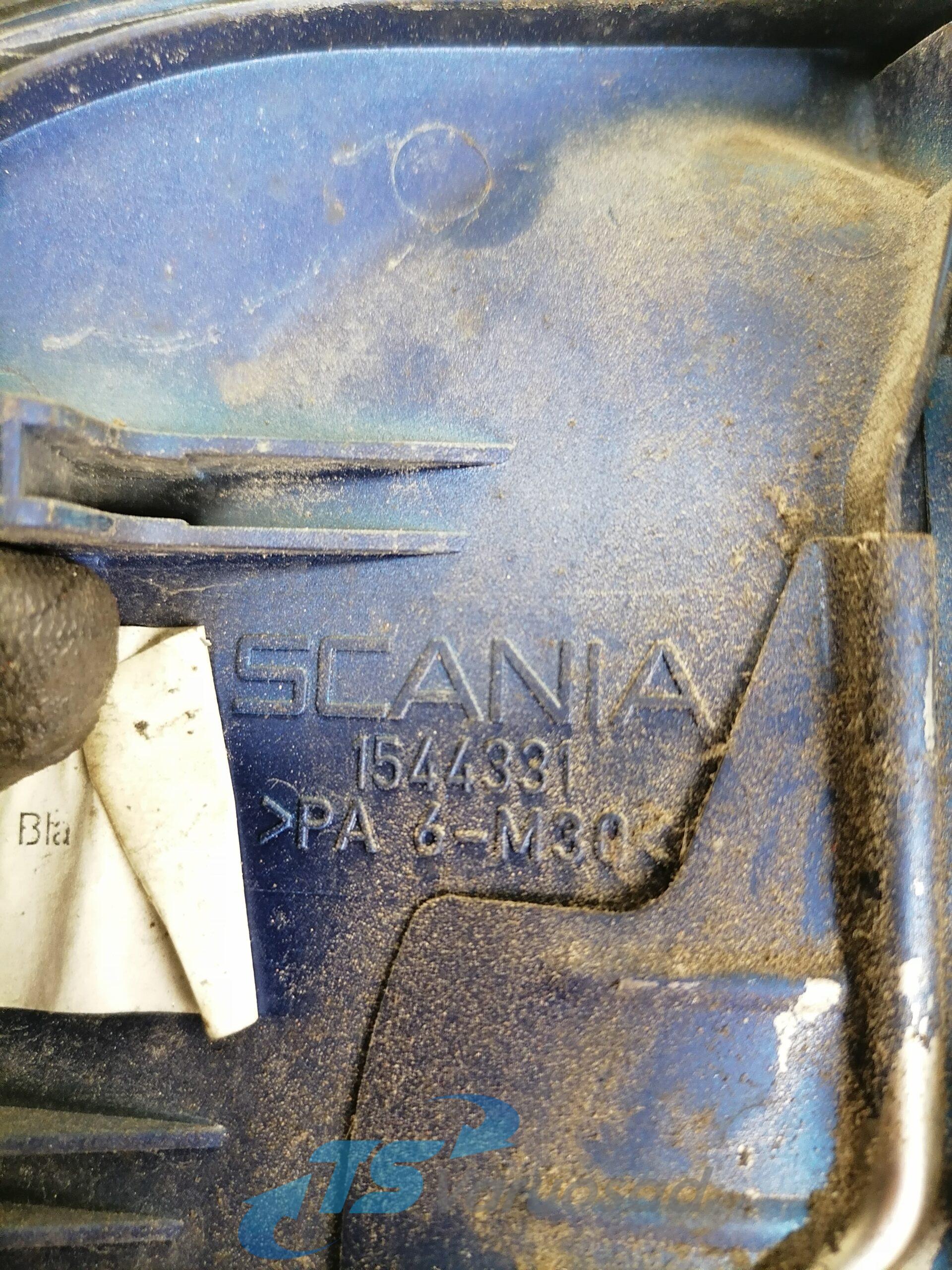 Scania ukselink, väline parem