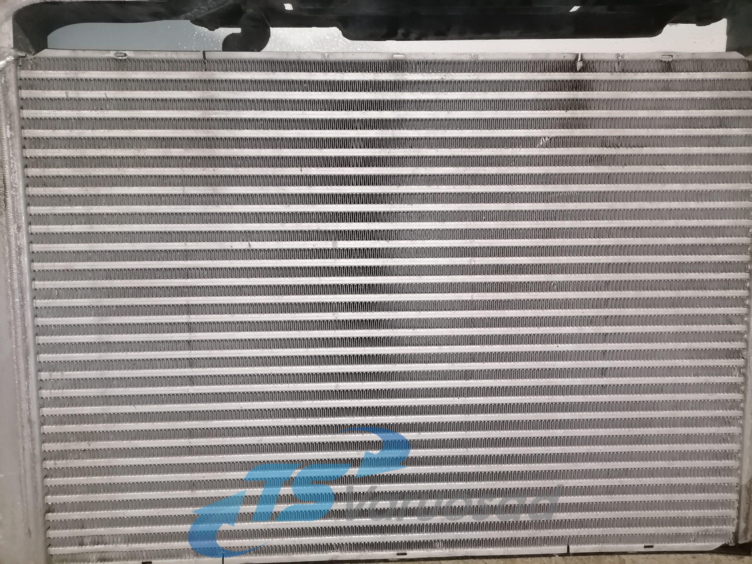Intercooler radiaator