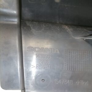 Scania esitule korpus, vasak