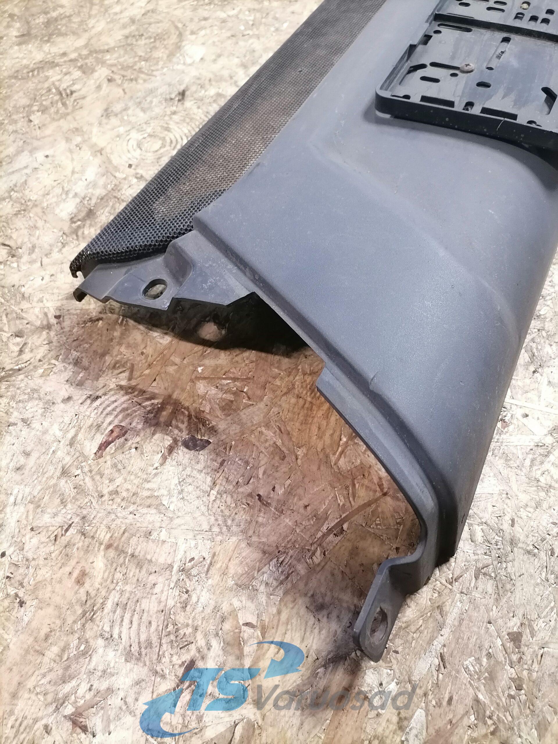 Esistange katteplastik