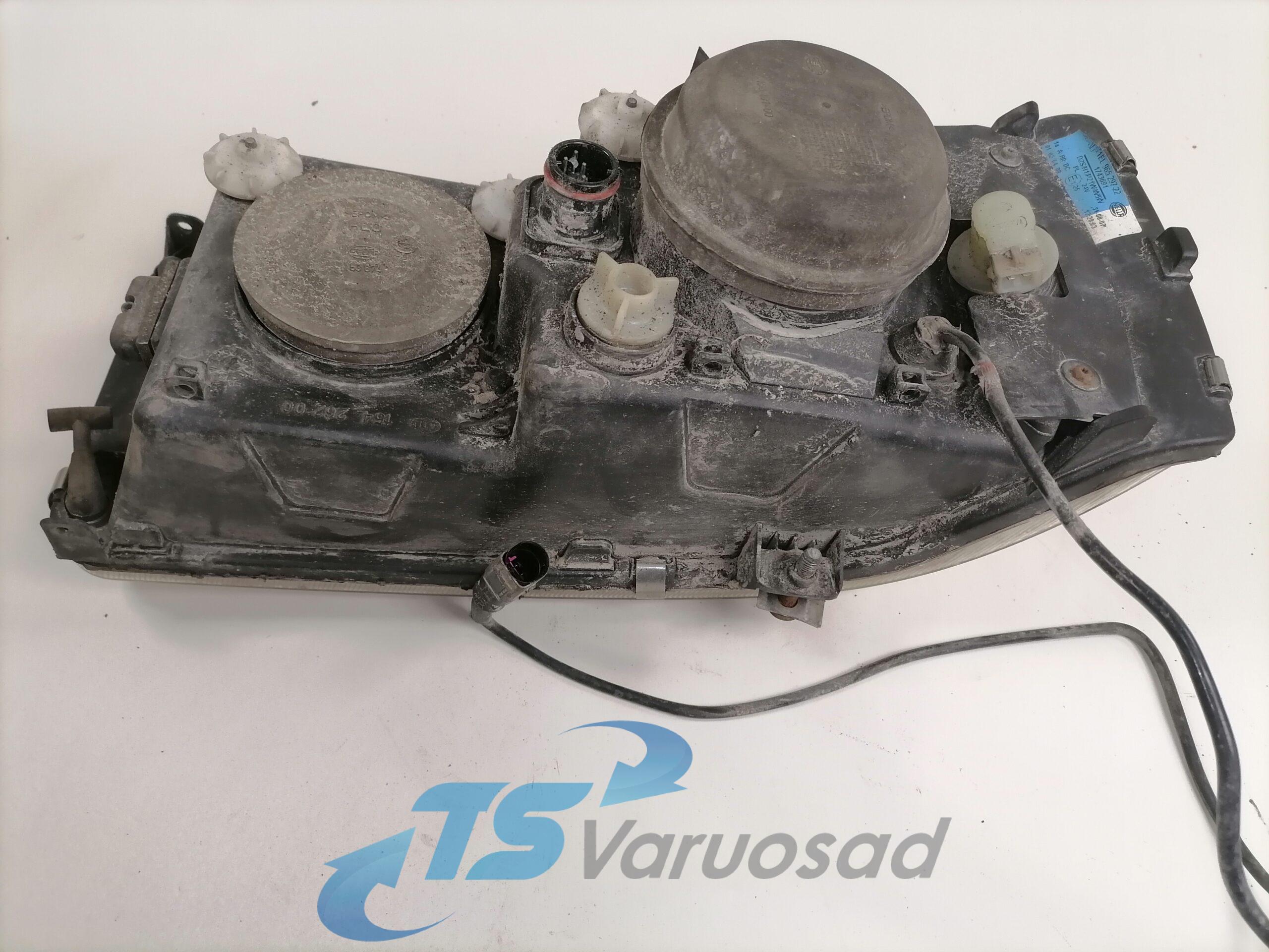 DAF Xenon esituli, parem