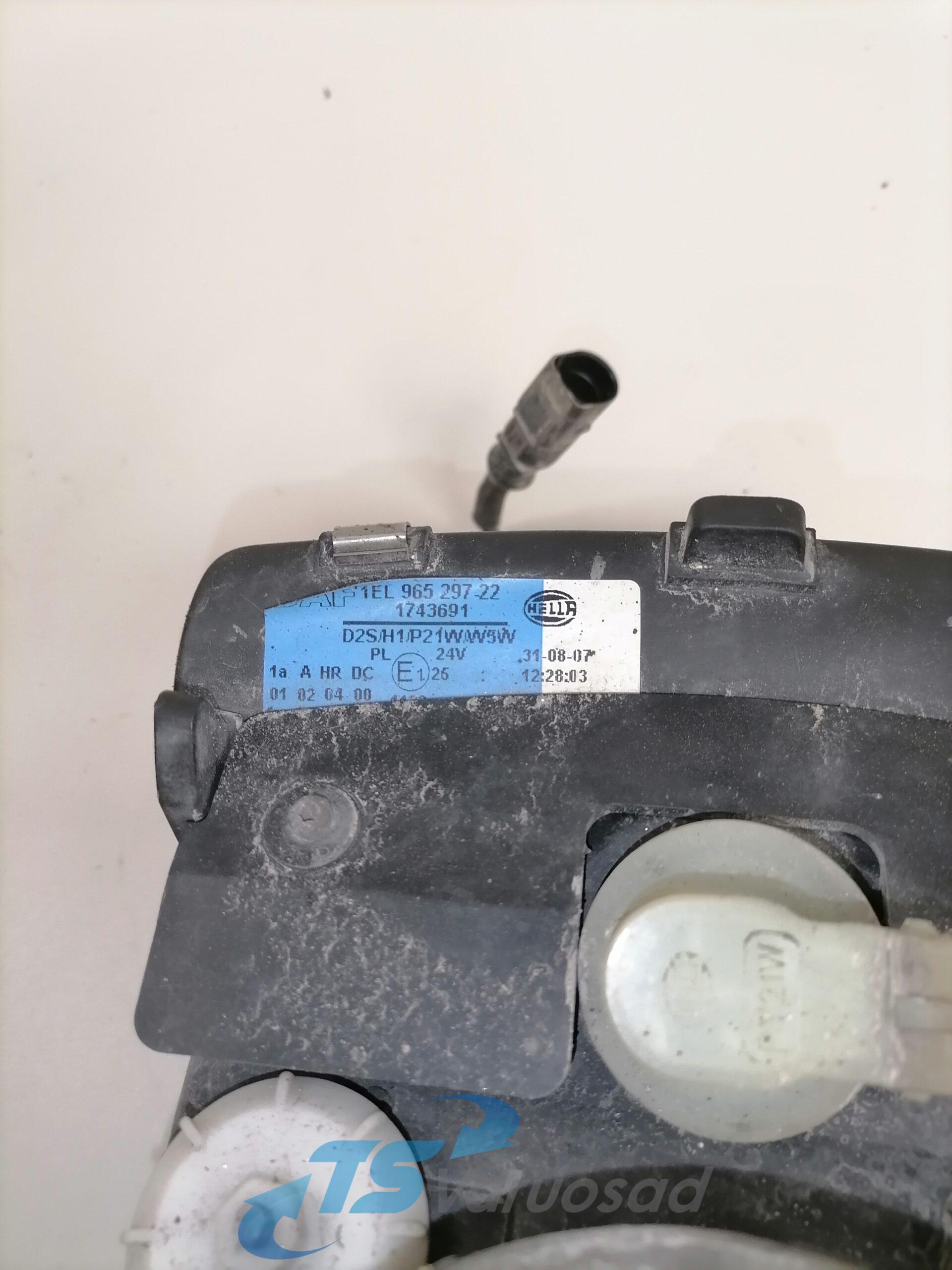 DAF Xenon esituli, parem