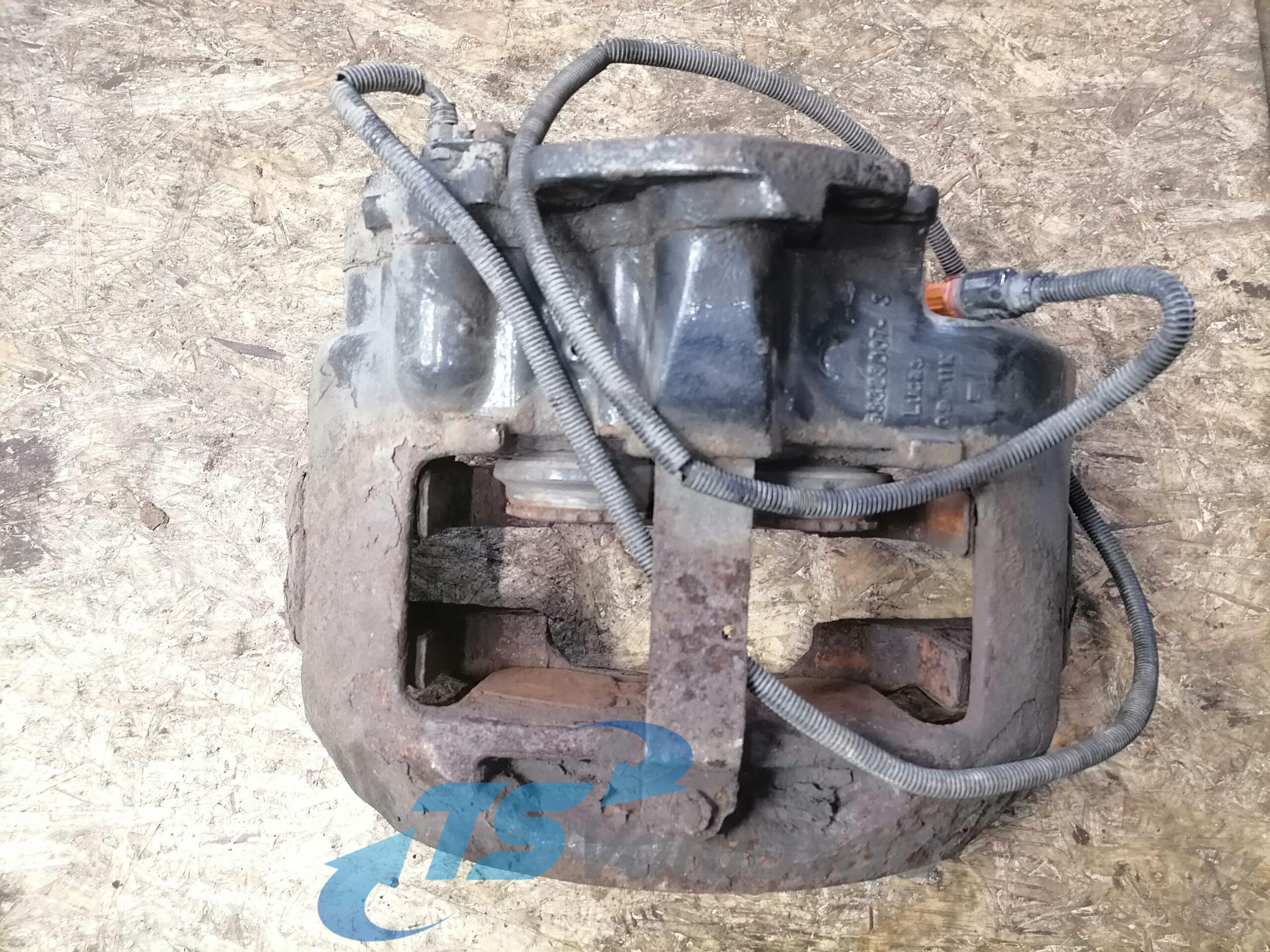 Pidurisadul veosild, parem