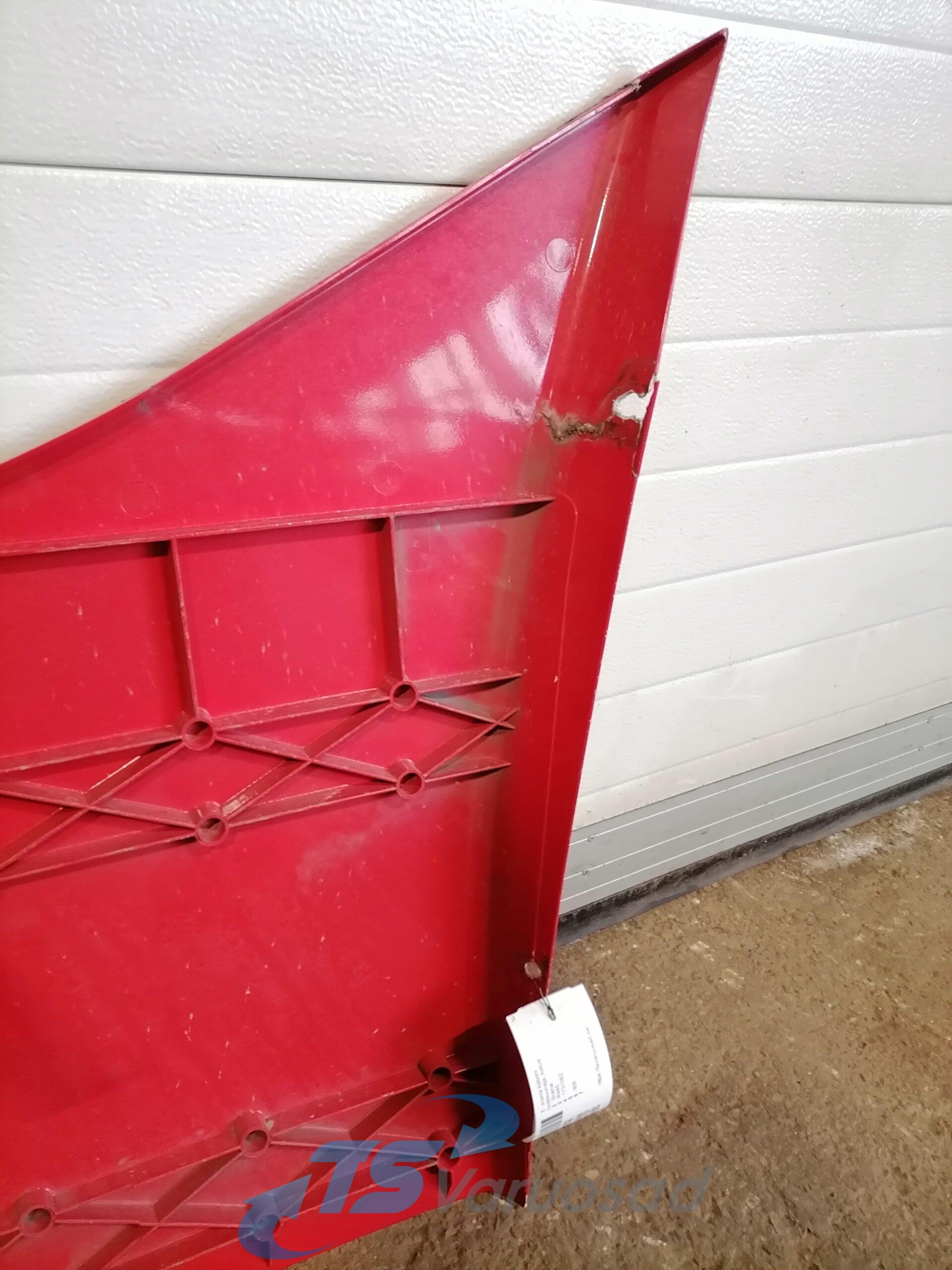 Scania kabiini tuulesuunaja, katus