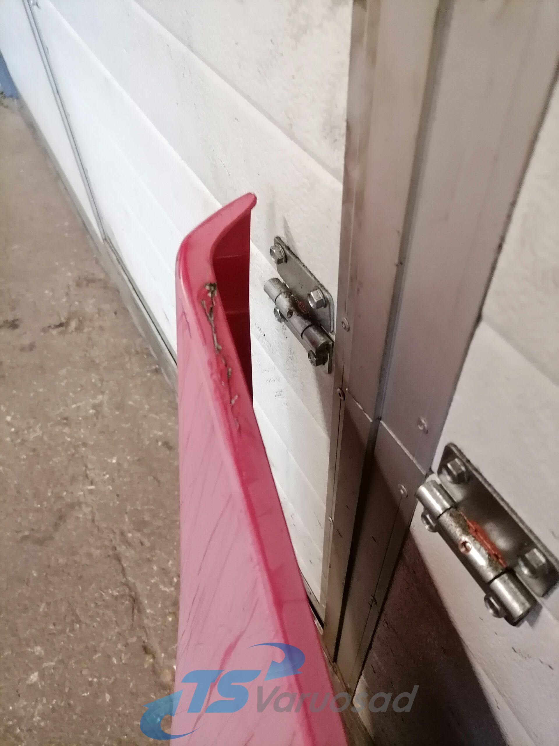 Scania kabiini tuulesuunaja, katus