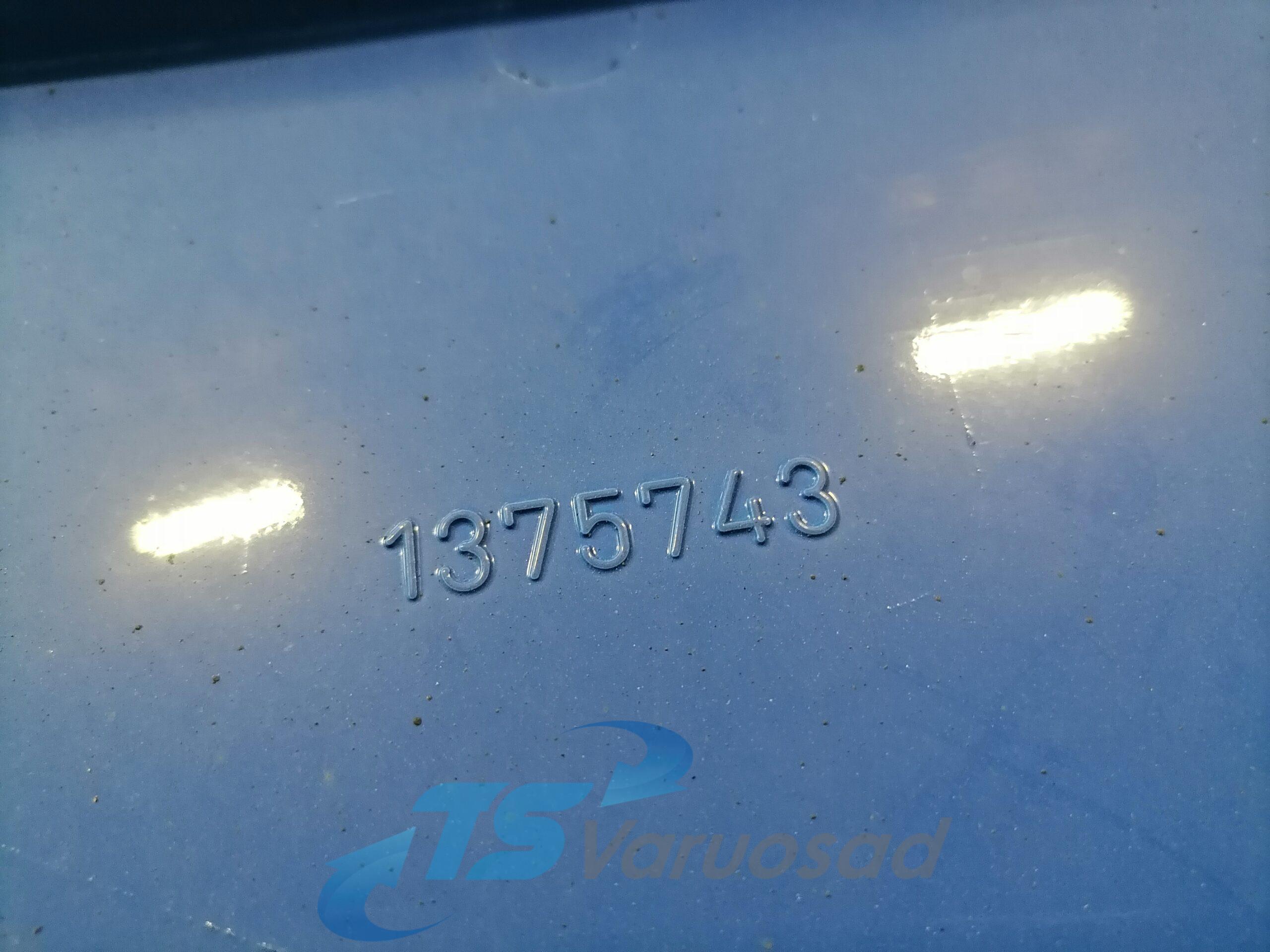 Scania kabiini tuulesuunaja, katus