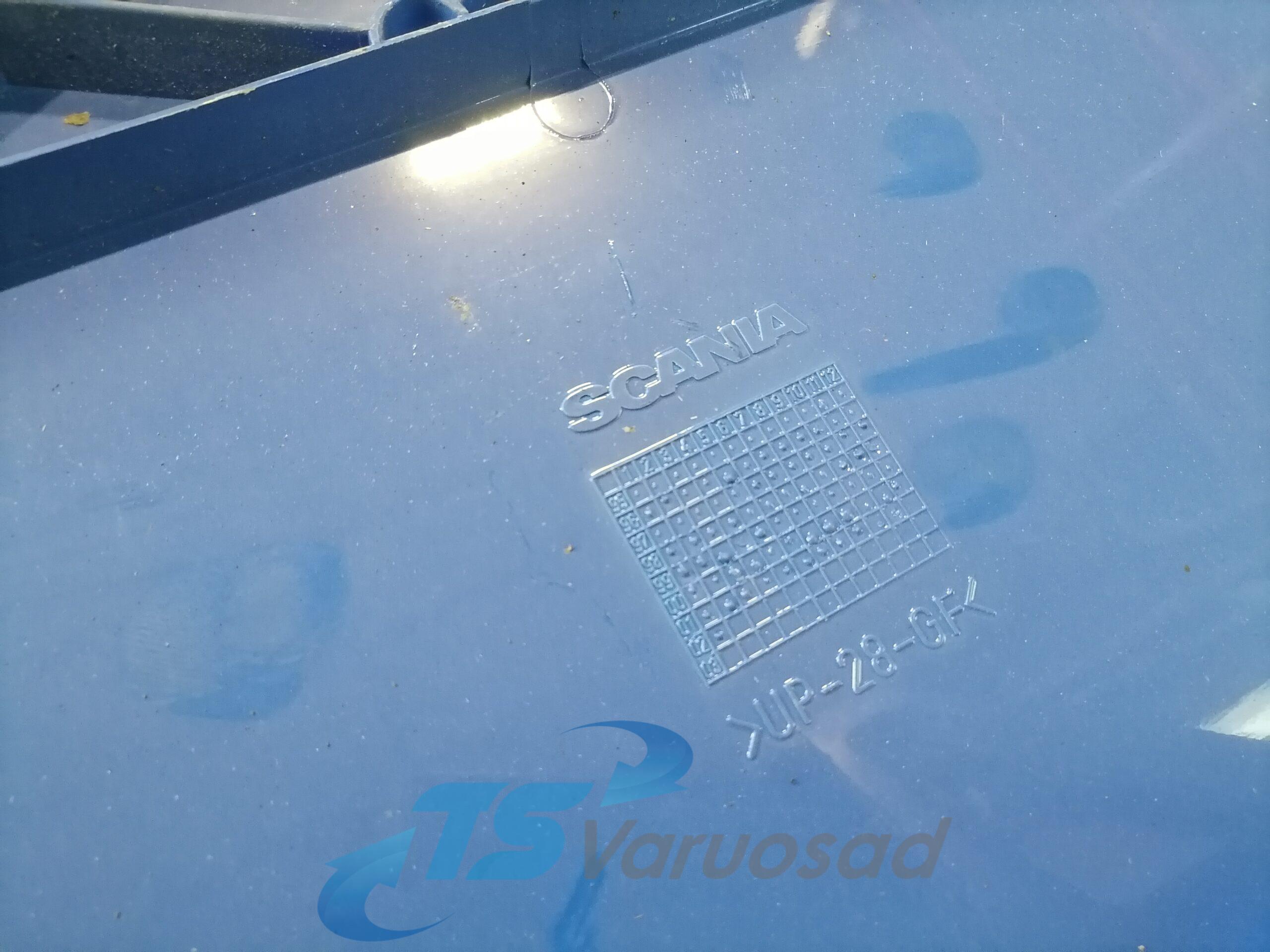 Scania kabiini tuulesuunaja, katus