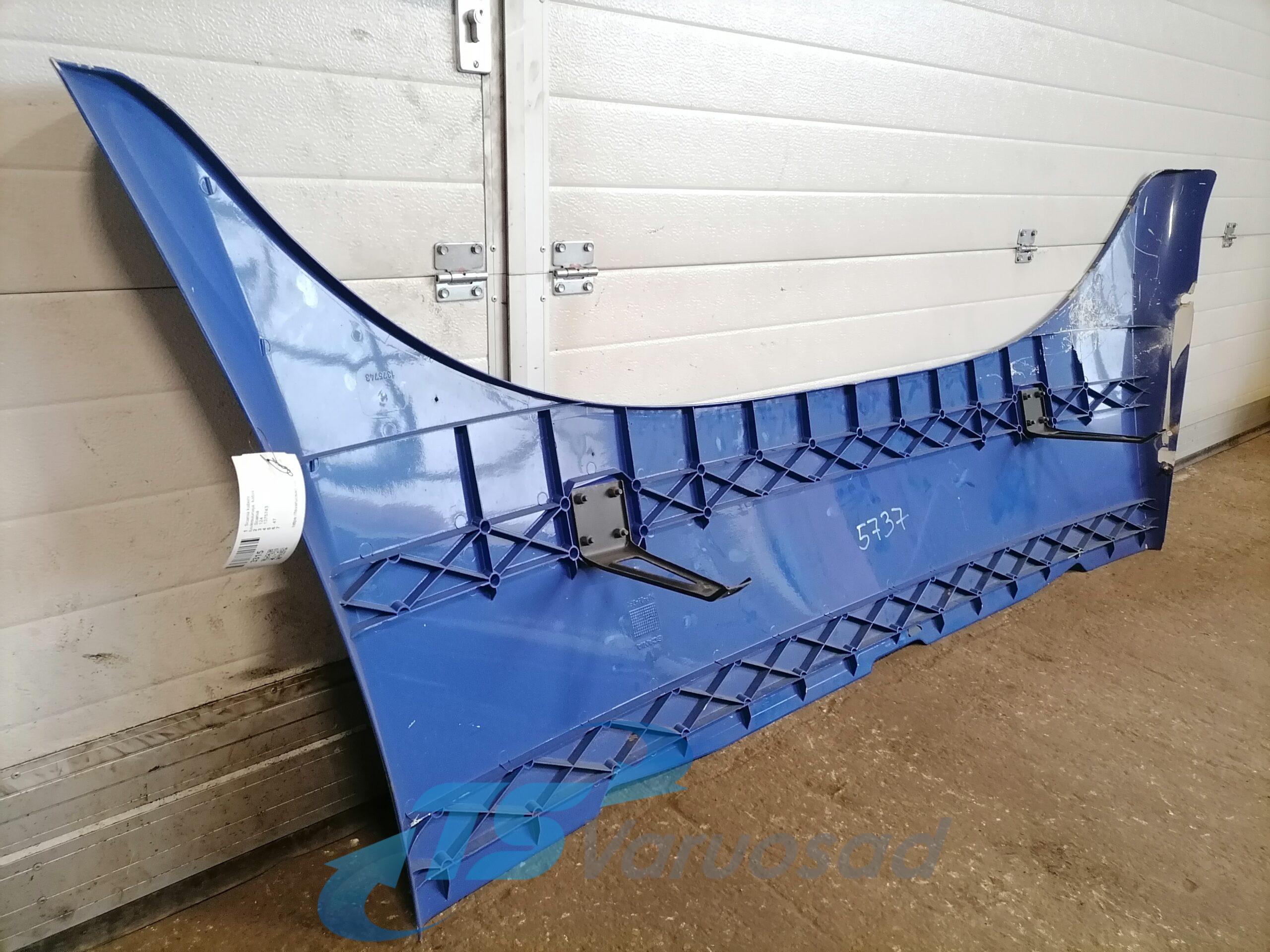 Scania kabiini tuulesuunaja, katus