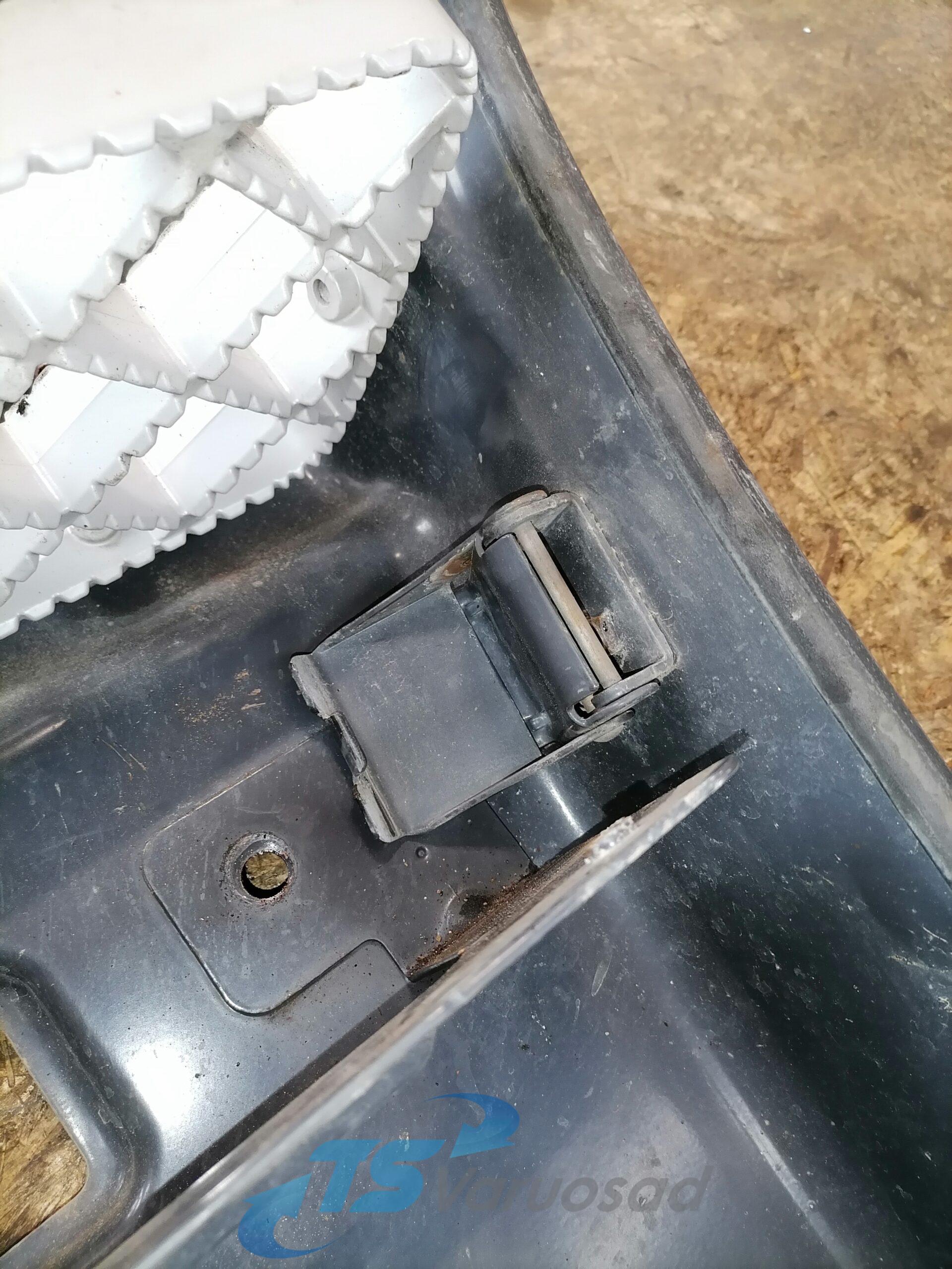 Astmelaua u-plekk, vasak