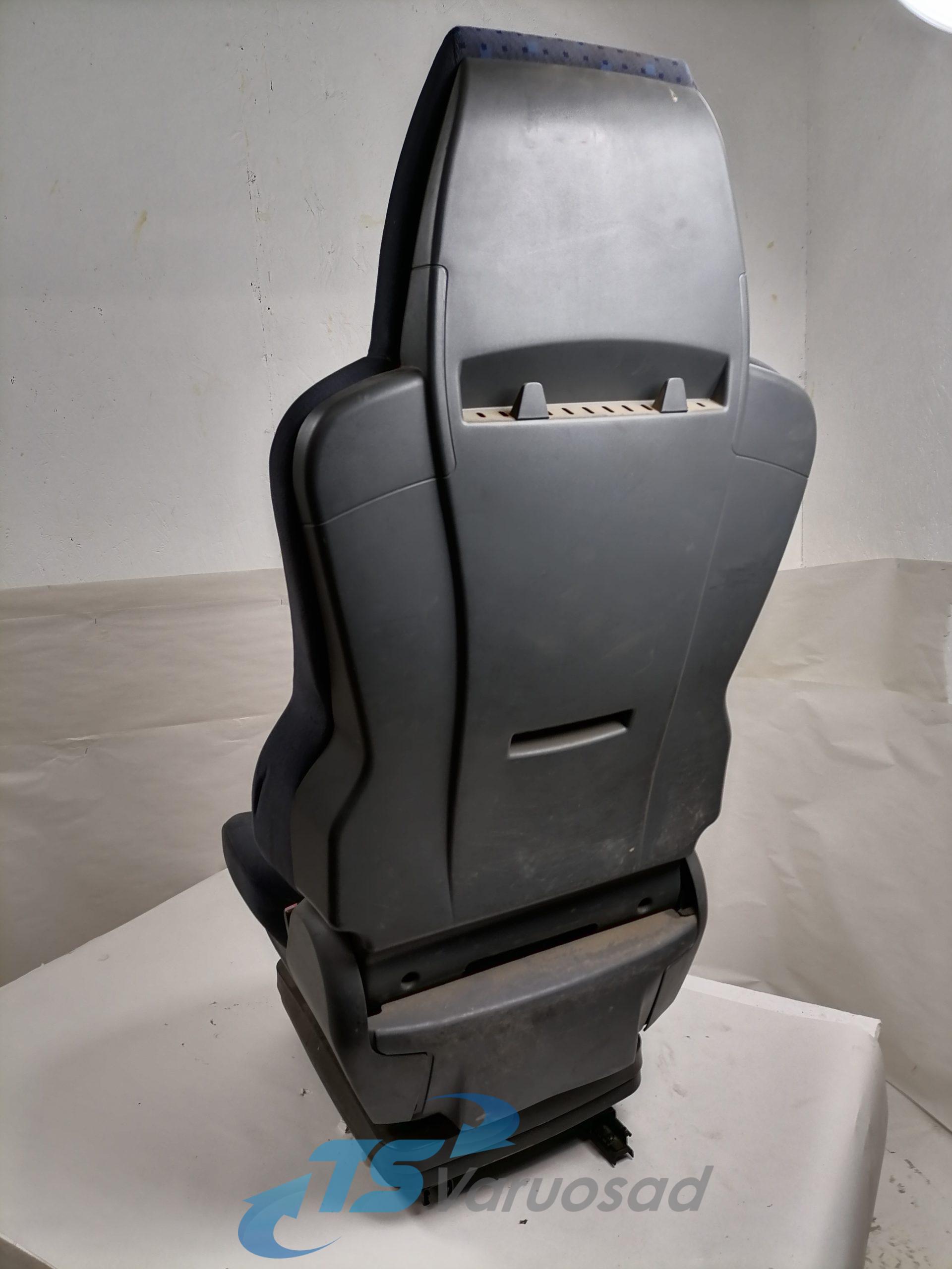 Man kaasreisija iste