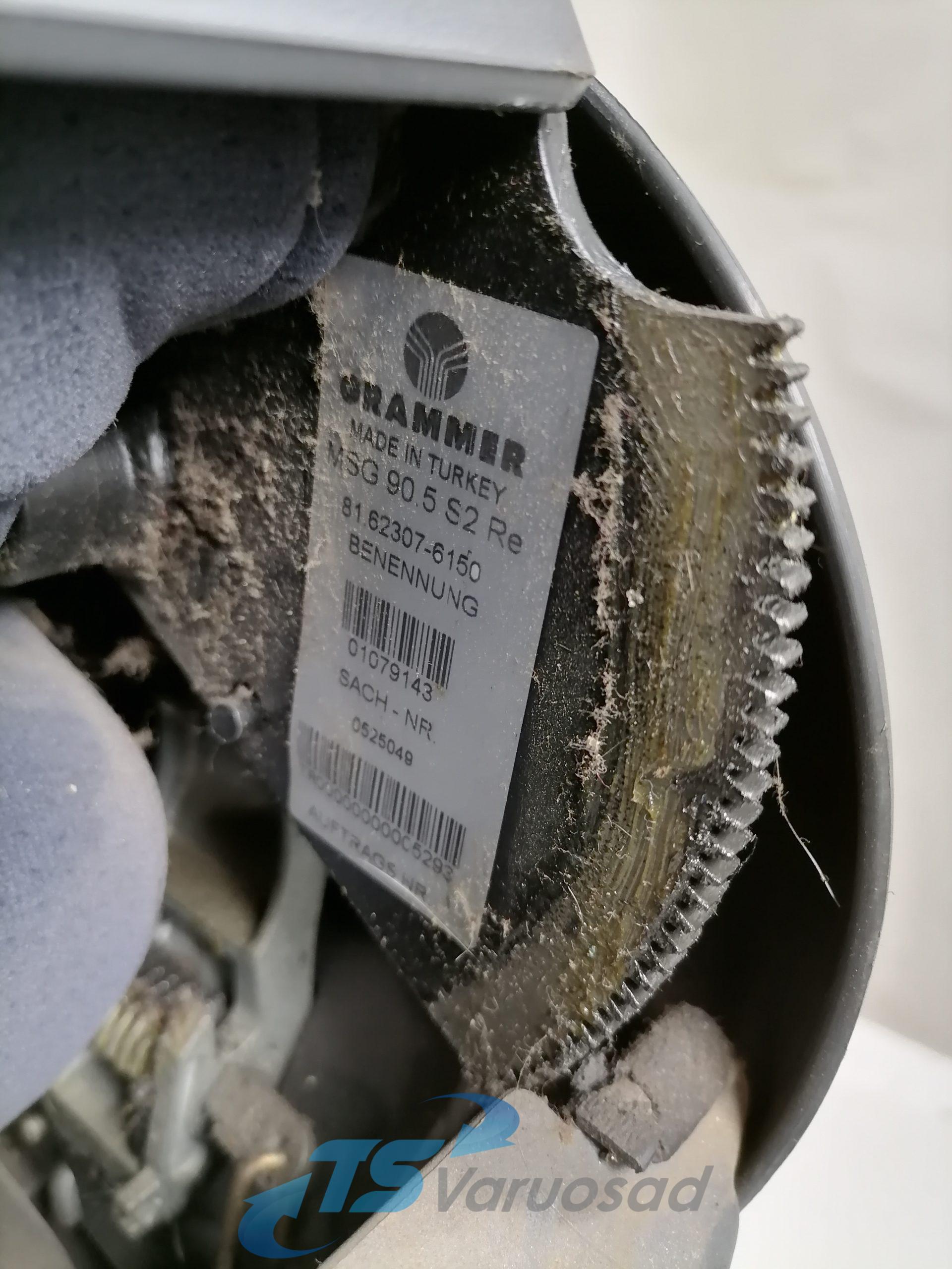 Man kaasreisija iste