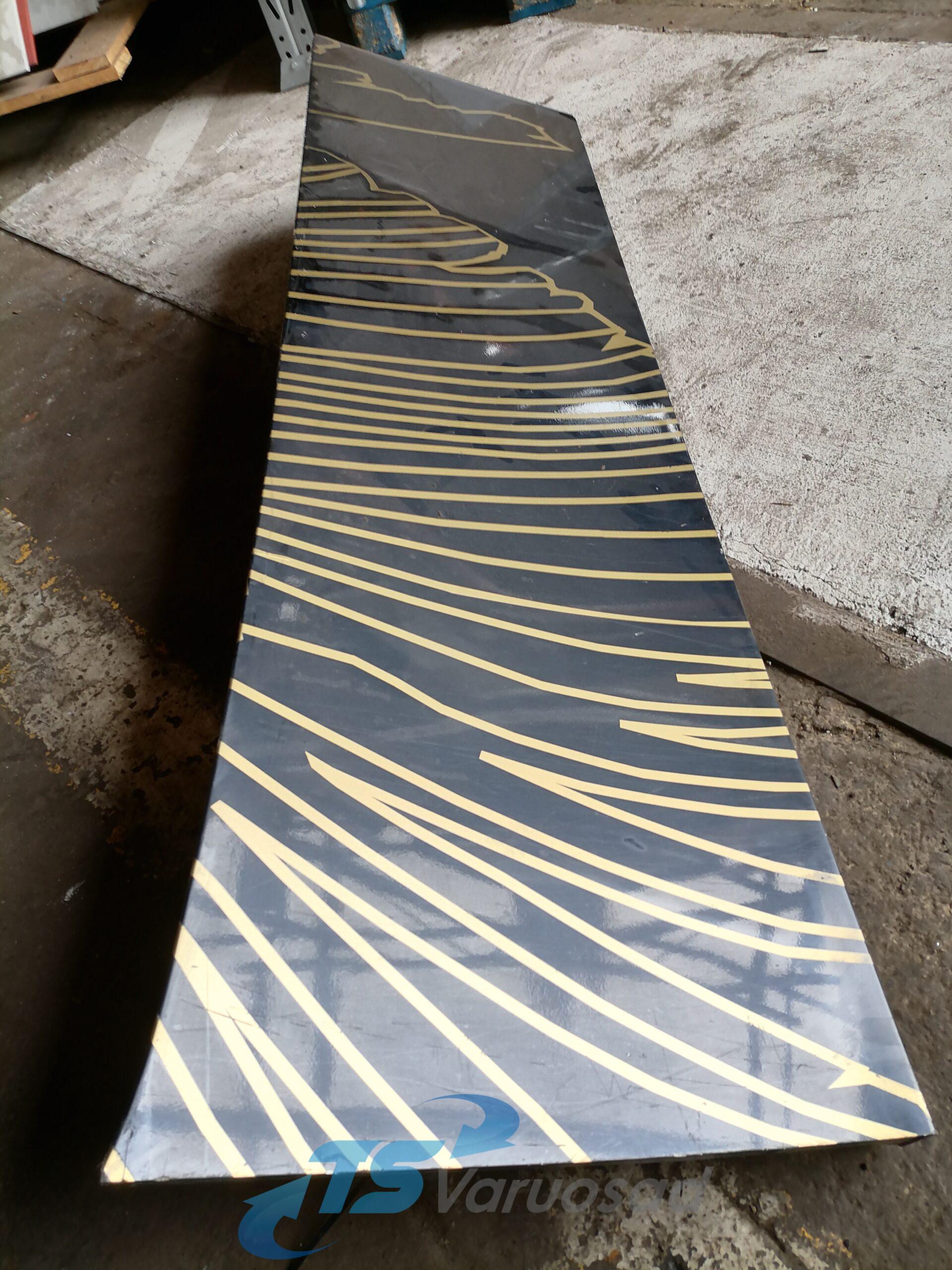 Scania kabiini tuulesuunaja, parem külg