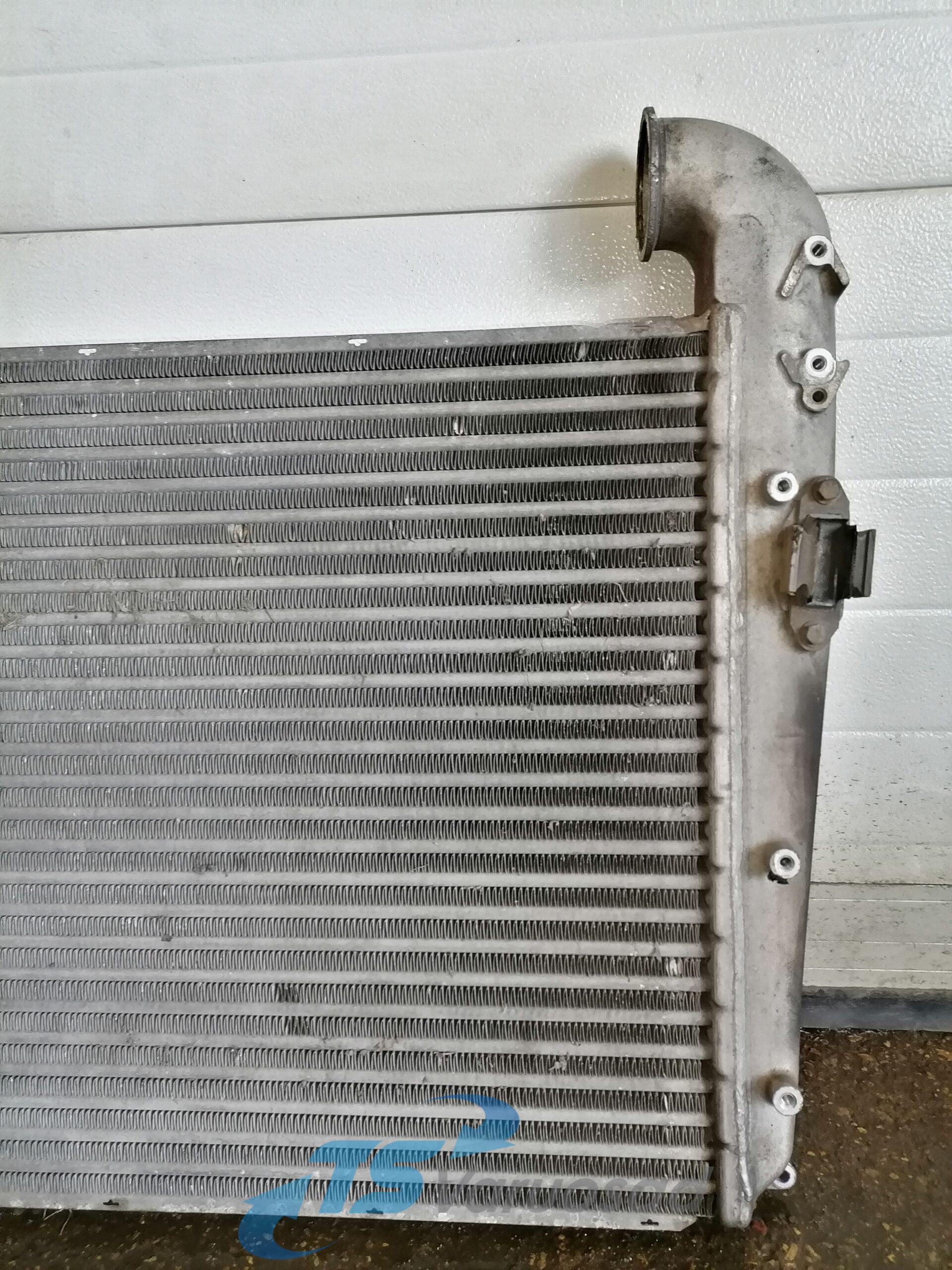 Intercooler radiaator