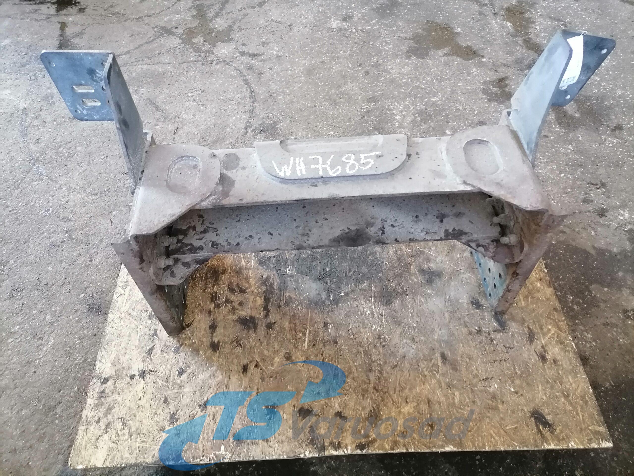 Haakeseadme kinnitusraam