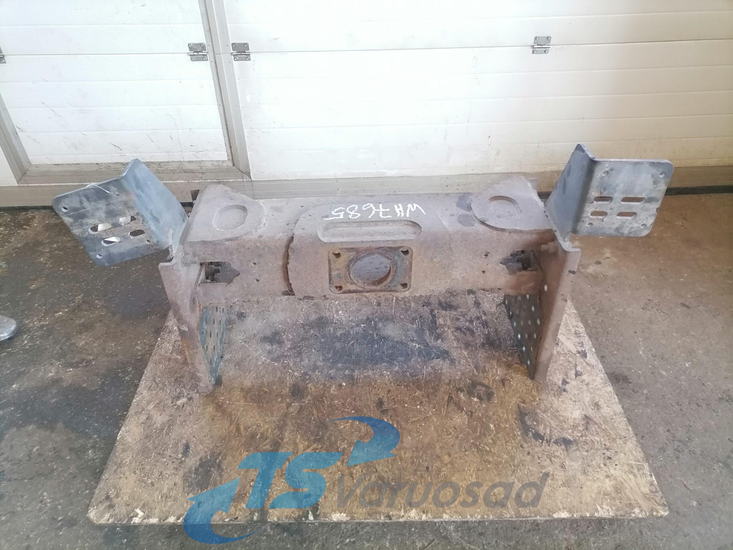 Haakeseadme kinnitusraam