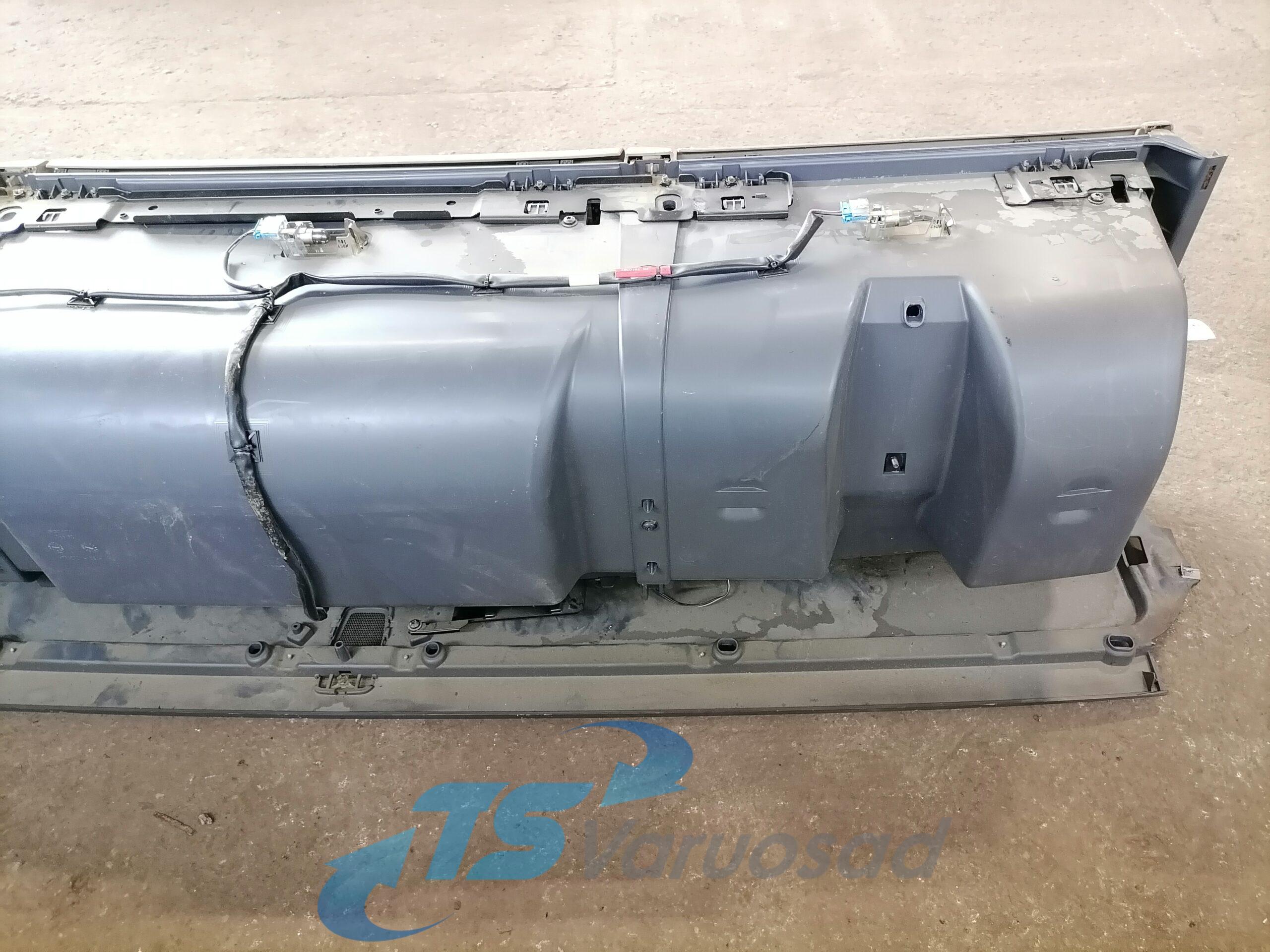 Salongi ülemine panipaik