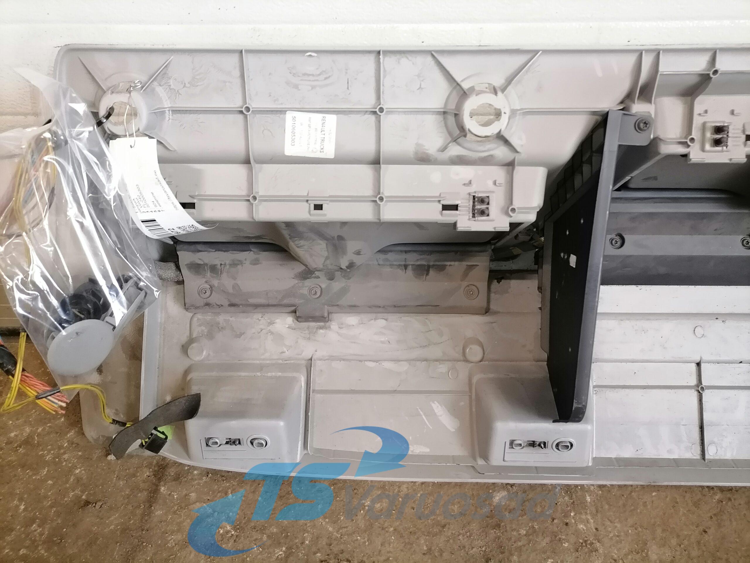 Salongi ülemine panipaik