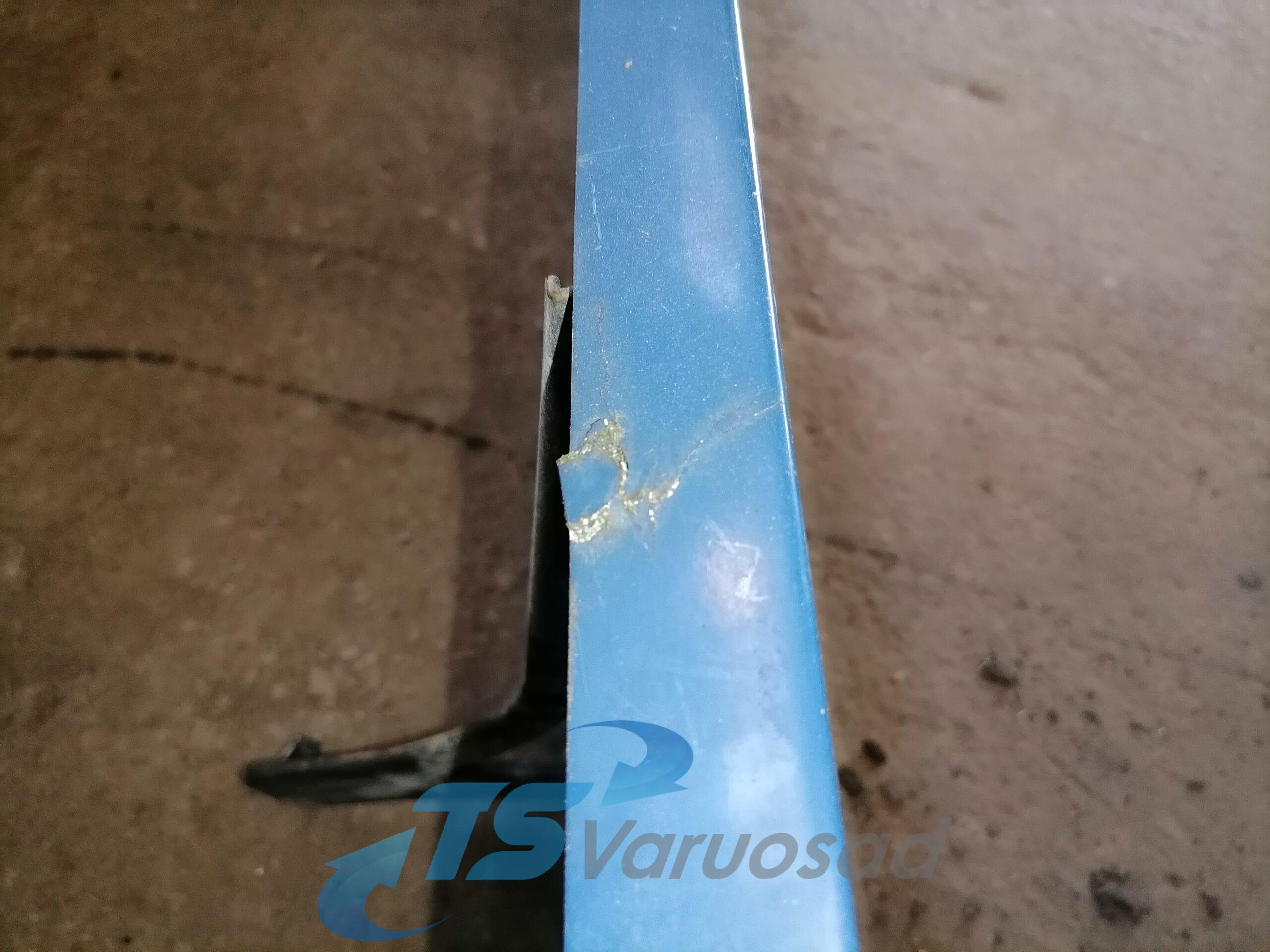 Scania kabiini tuulesuunaja, parem külg