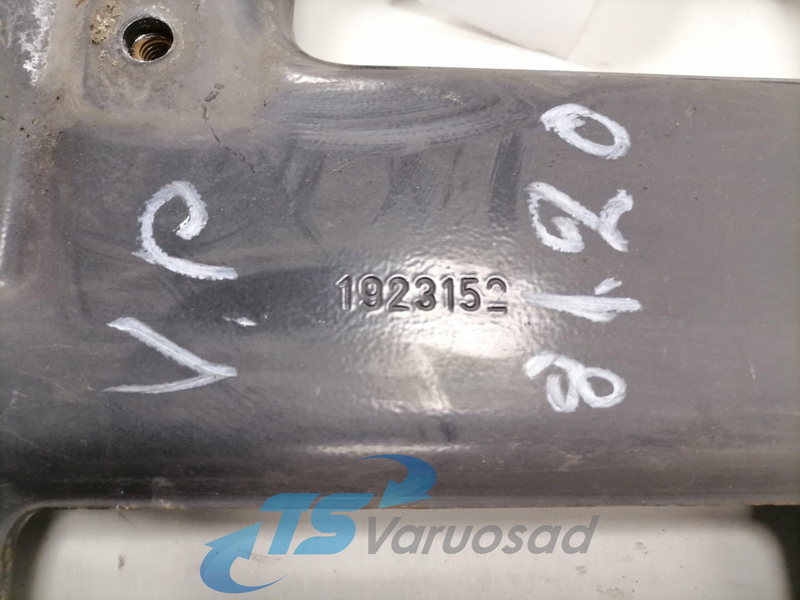 Scania kaitseraua otsakandur