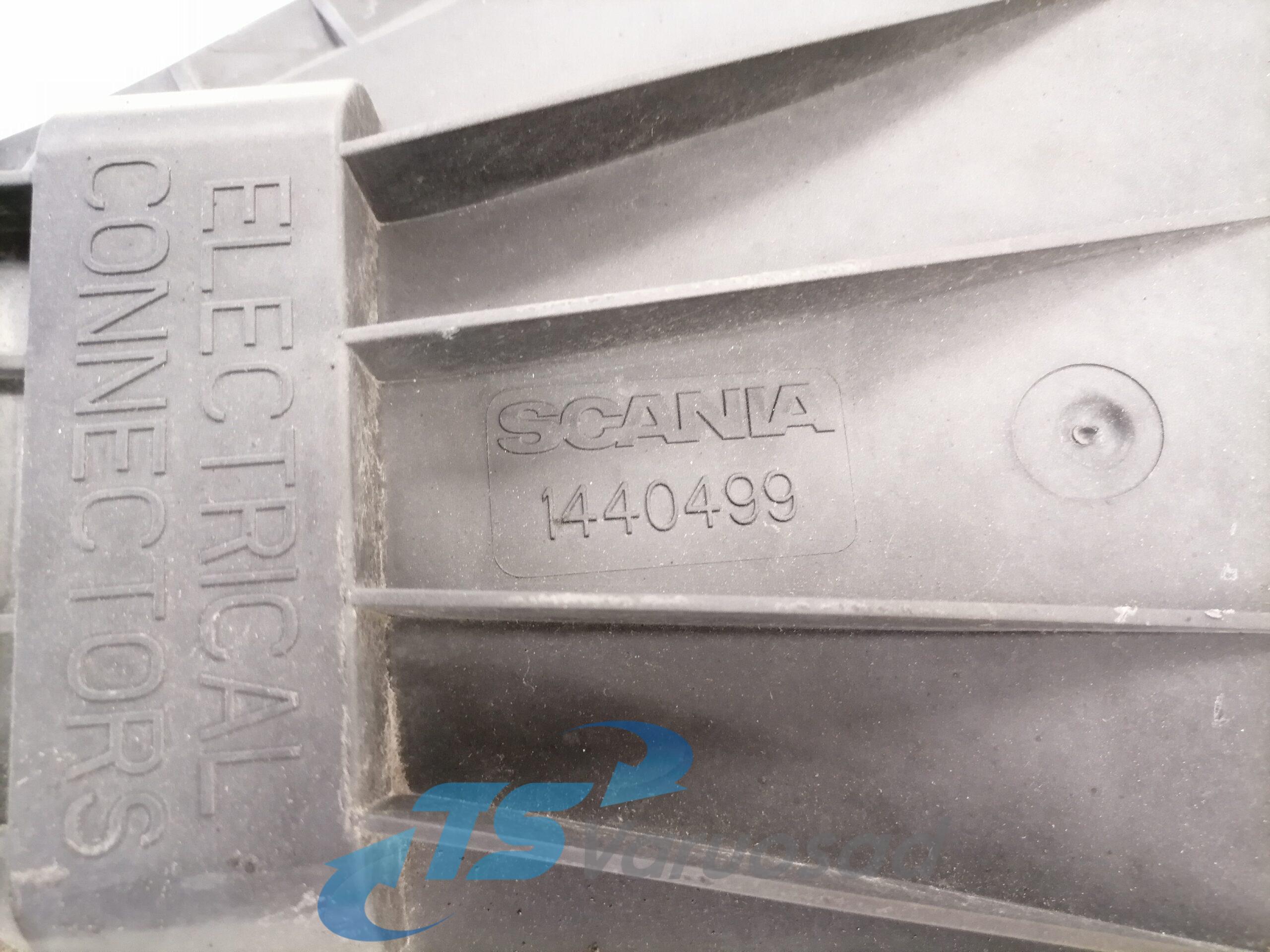 Kabiini juhtmestiku harukarp