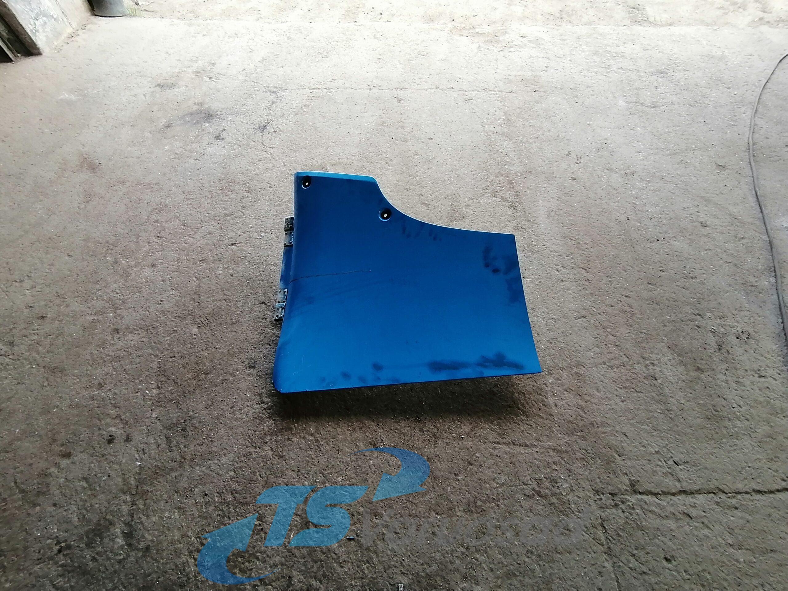 Scania kabiini tuulesuunaja, ülemine parem