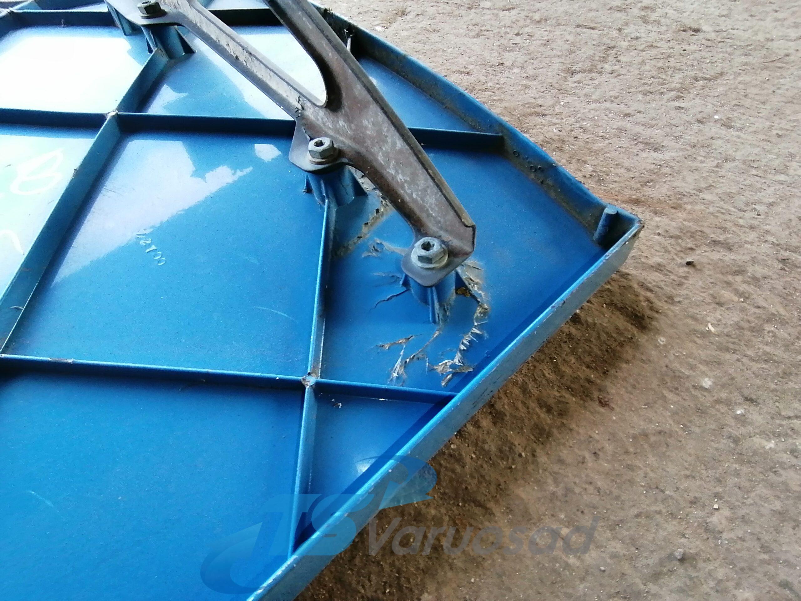 Scania kabiini tuulesuunaja, ülemine vasak