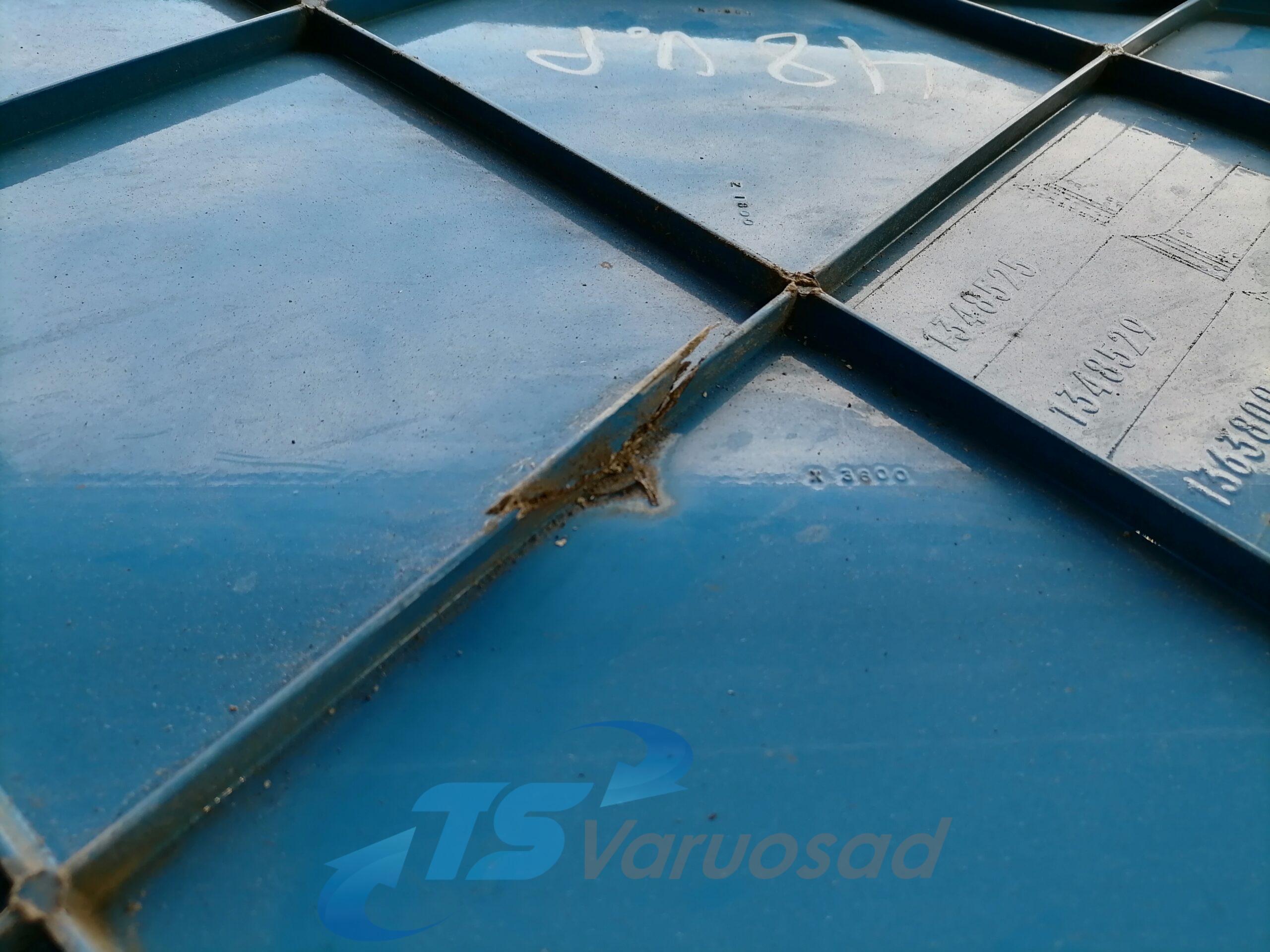 Scania kabiini tuulesuunaja, vasak külg