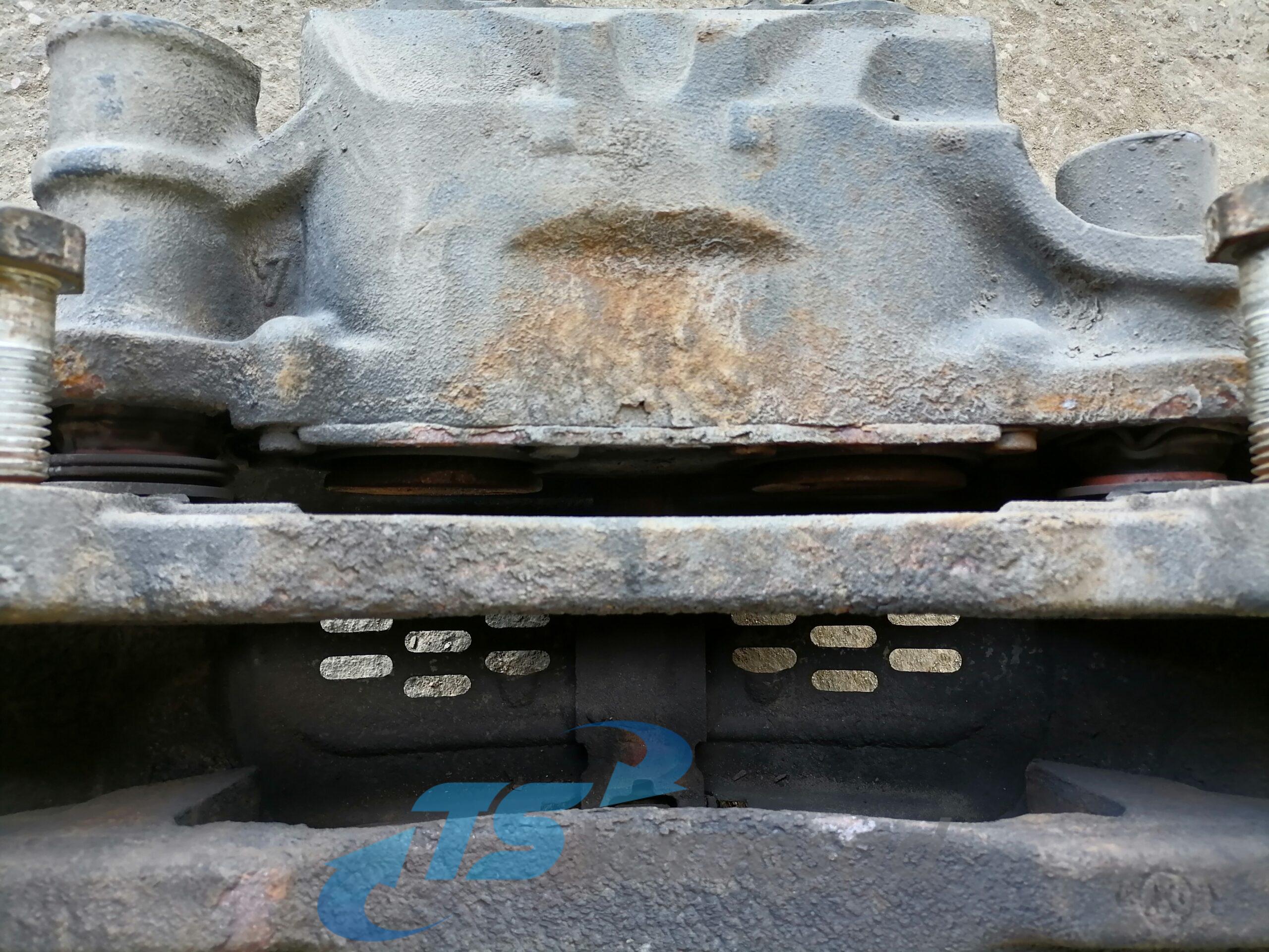 Scania pidurisadul, esi, vasak