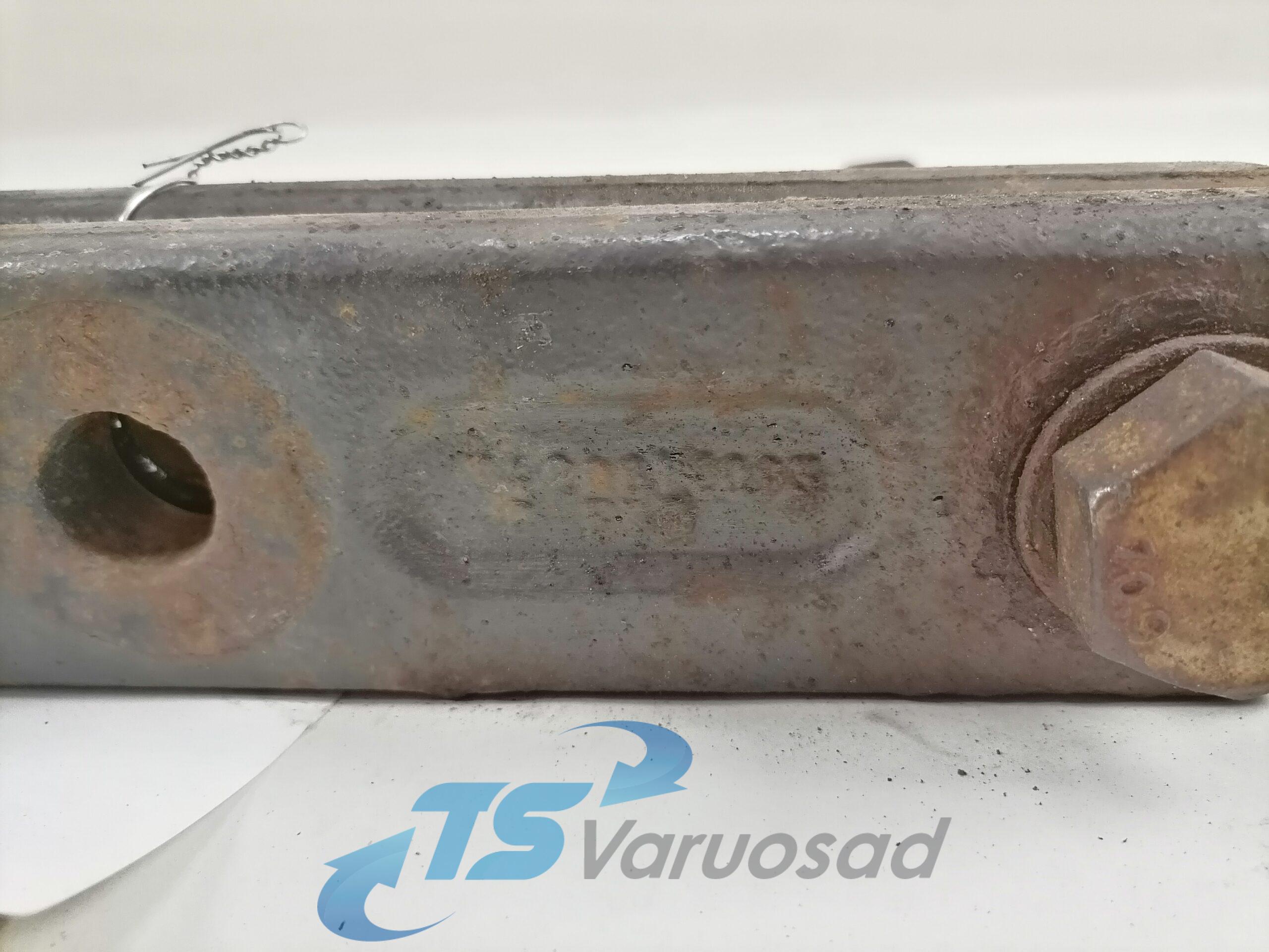 Stabilisaatorvarda kinnitus, esisild