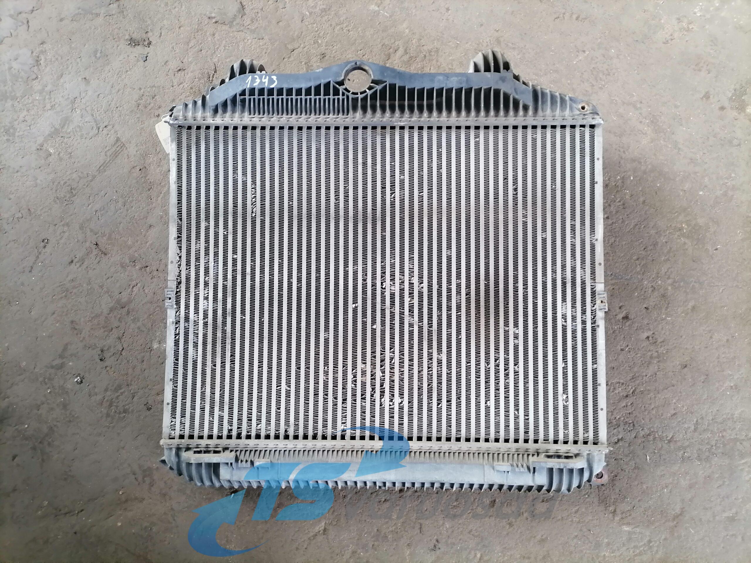 Intercooler radiaator