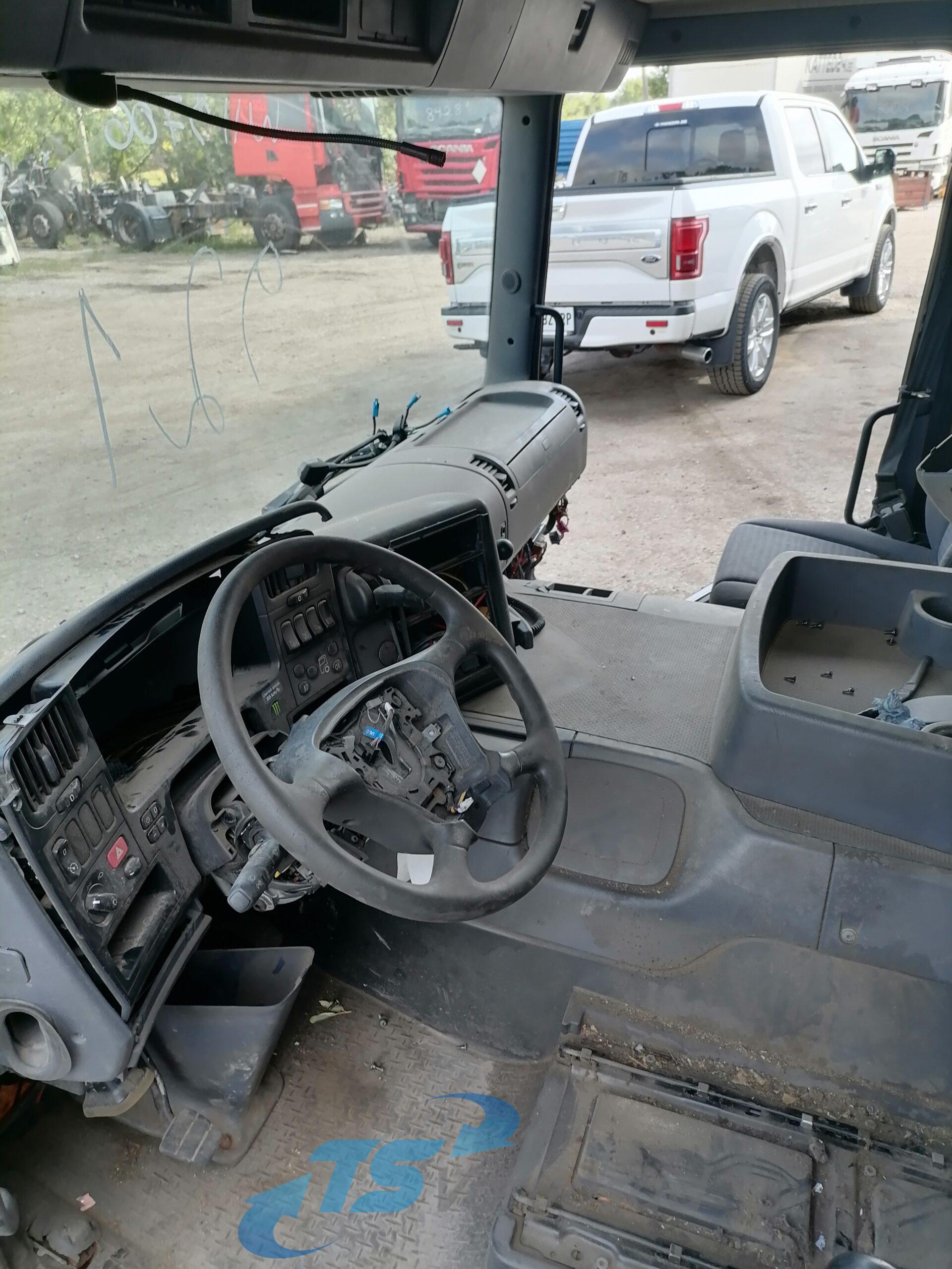 Scania kabiin, CP16L