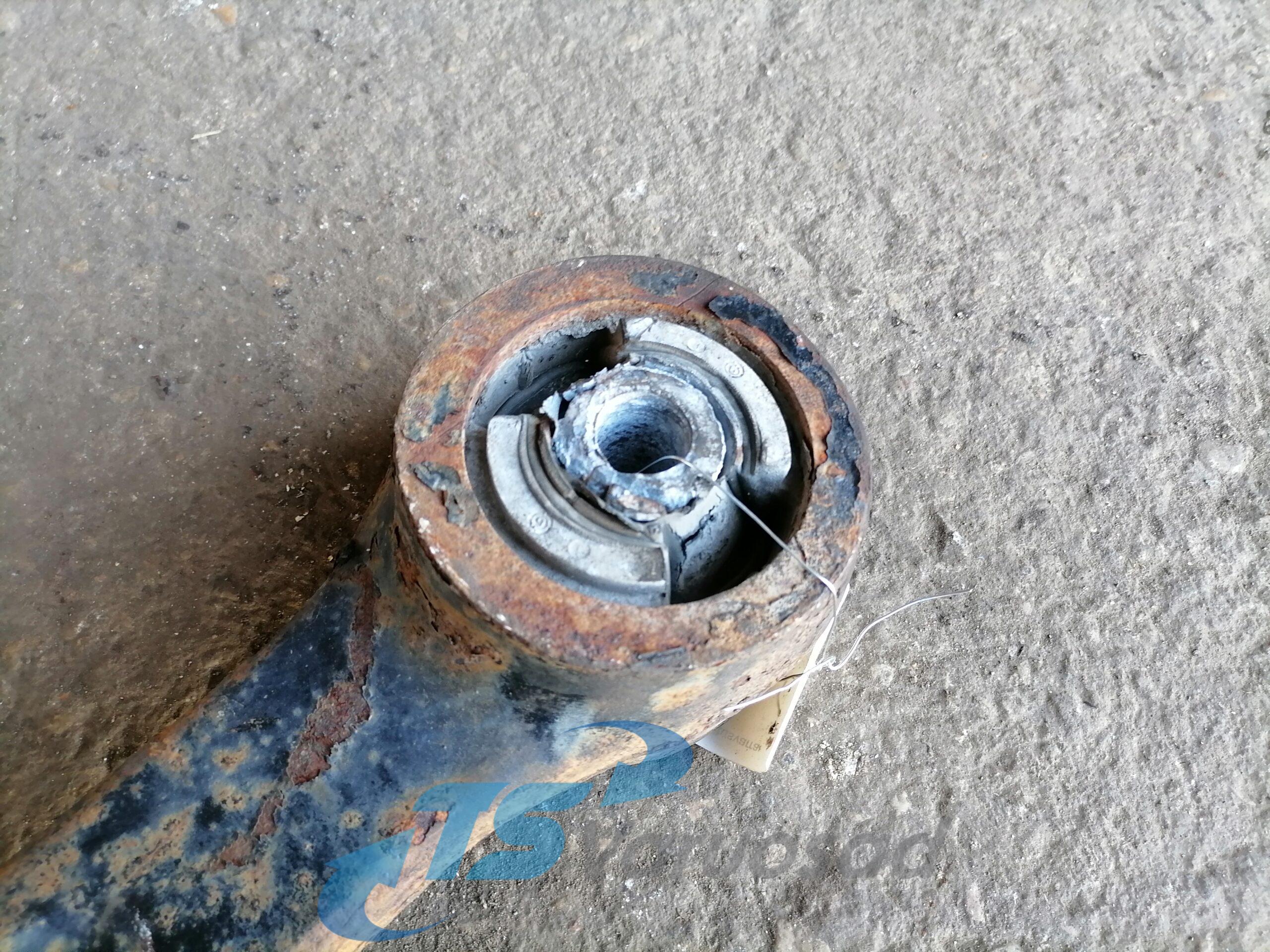 Esisilla kinnitusvarras