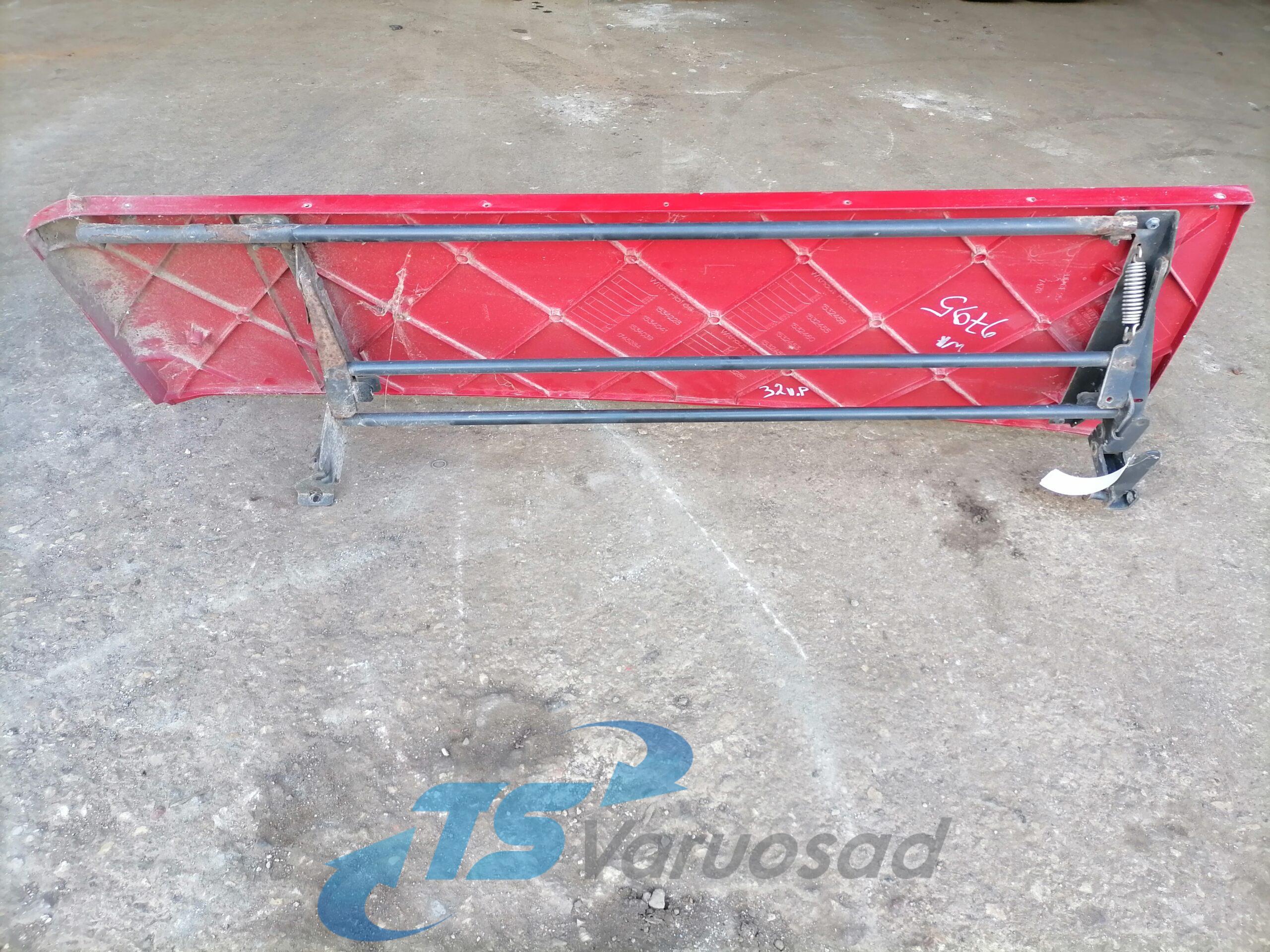 Scania kabiini tuulesuunaja, vasak külg