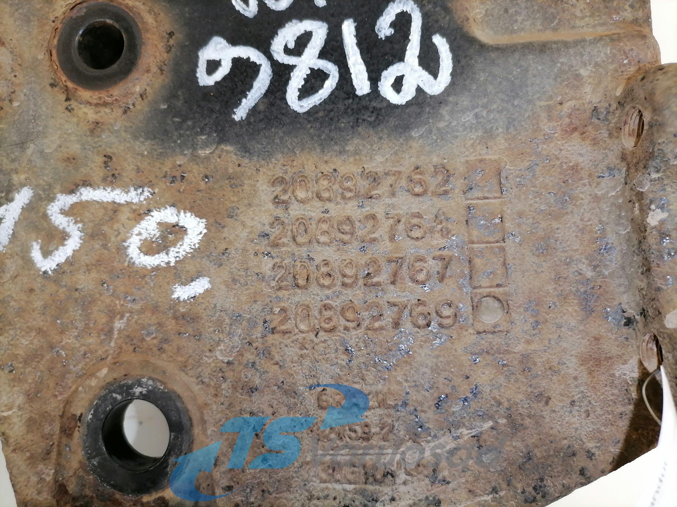 Volvo raamiotsa kandur, parem