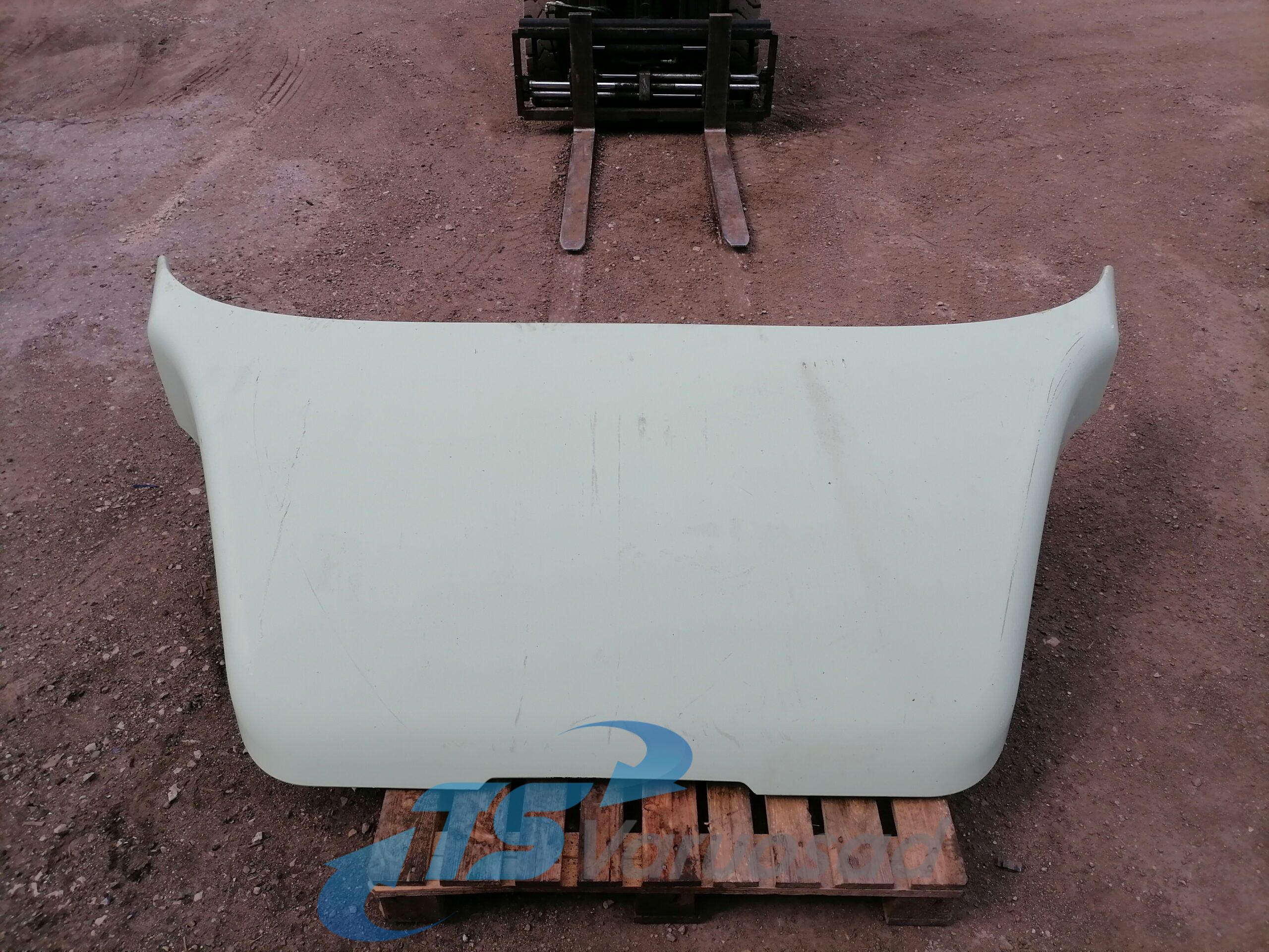 Volvo kabiini tuulesuunaja, katus